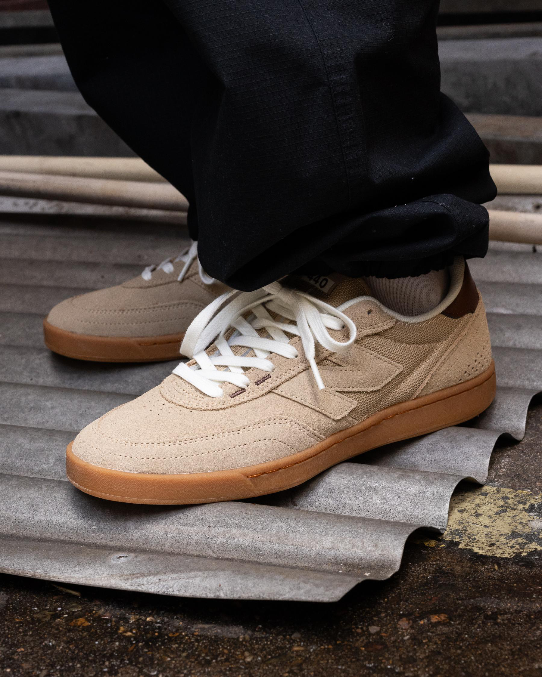 New Balance 440 V2 Shoes In Tan/gum - FREE* Shipping & Easy