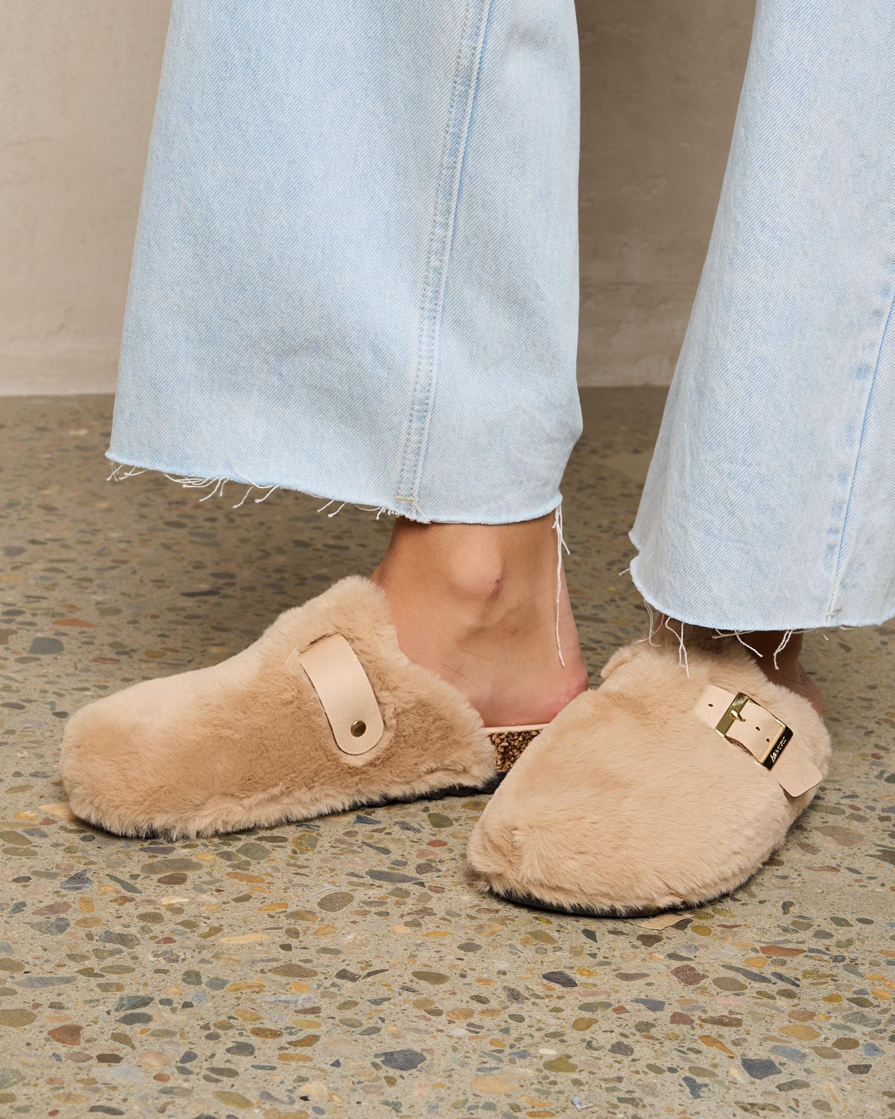 Florian Slide Sandals