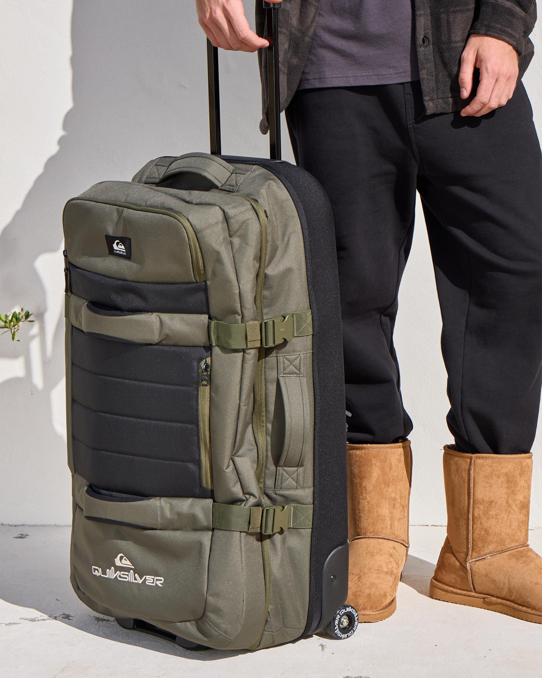 New Reach Travel Bag