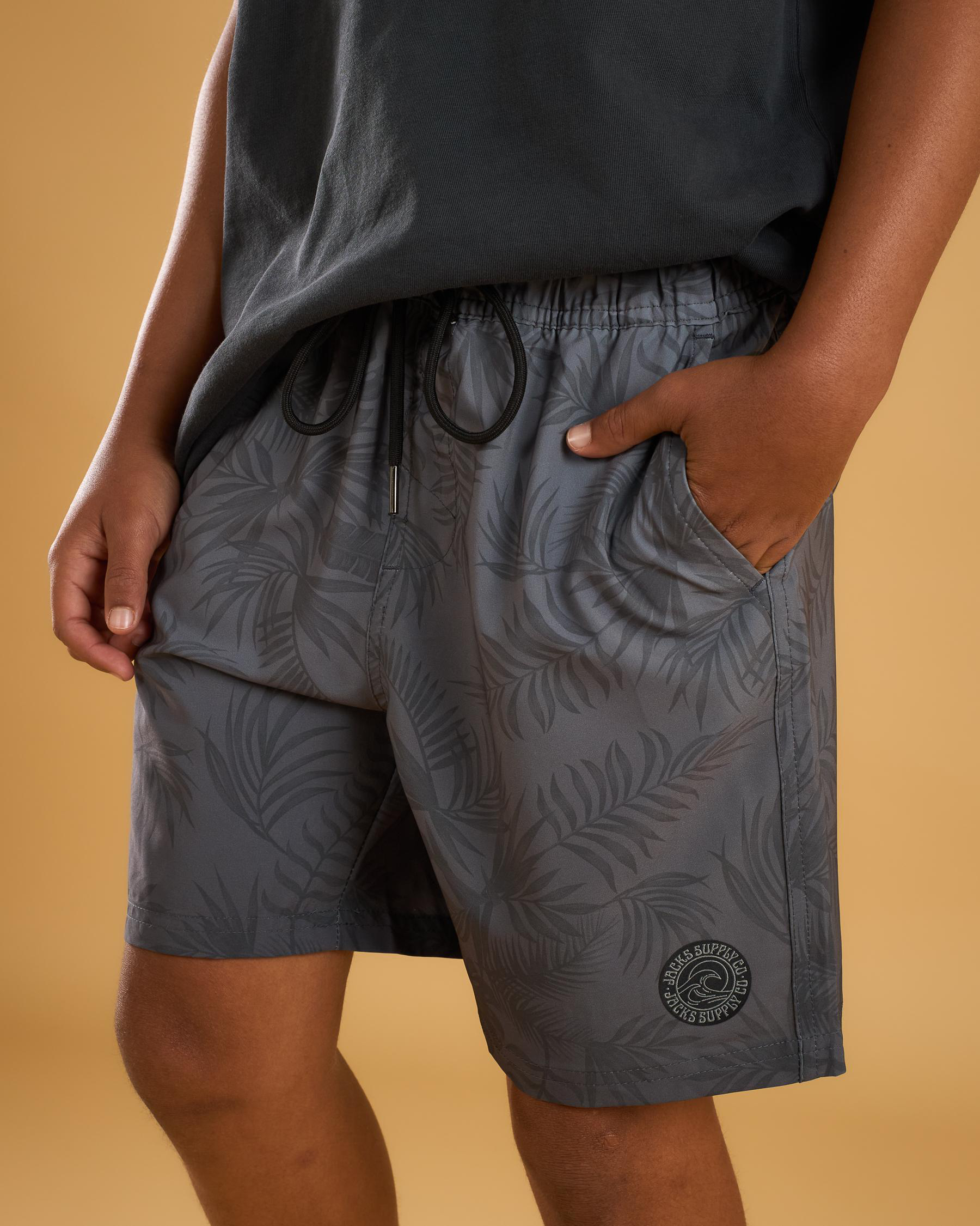 Filament Elastic Waist Shorts