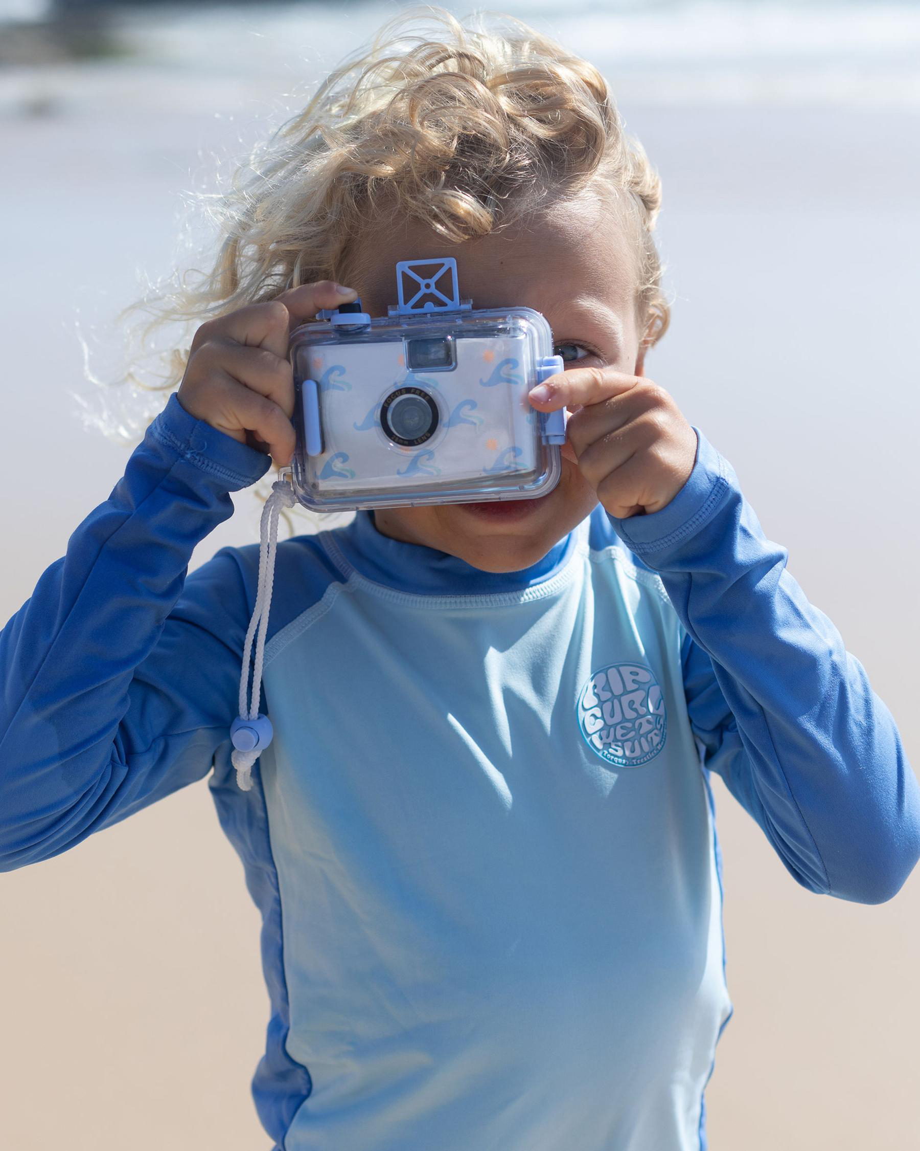 Wave Underwater Camera