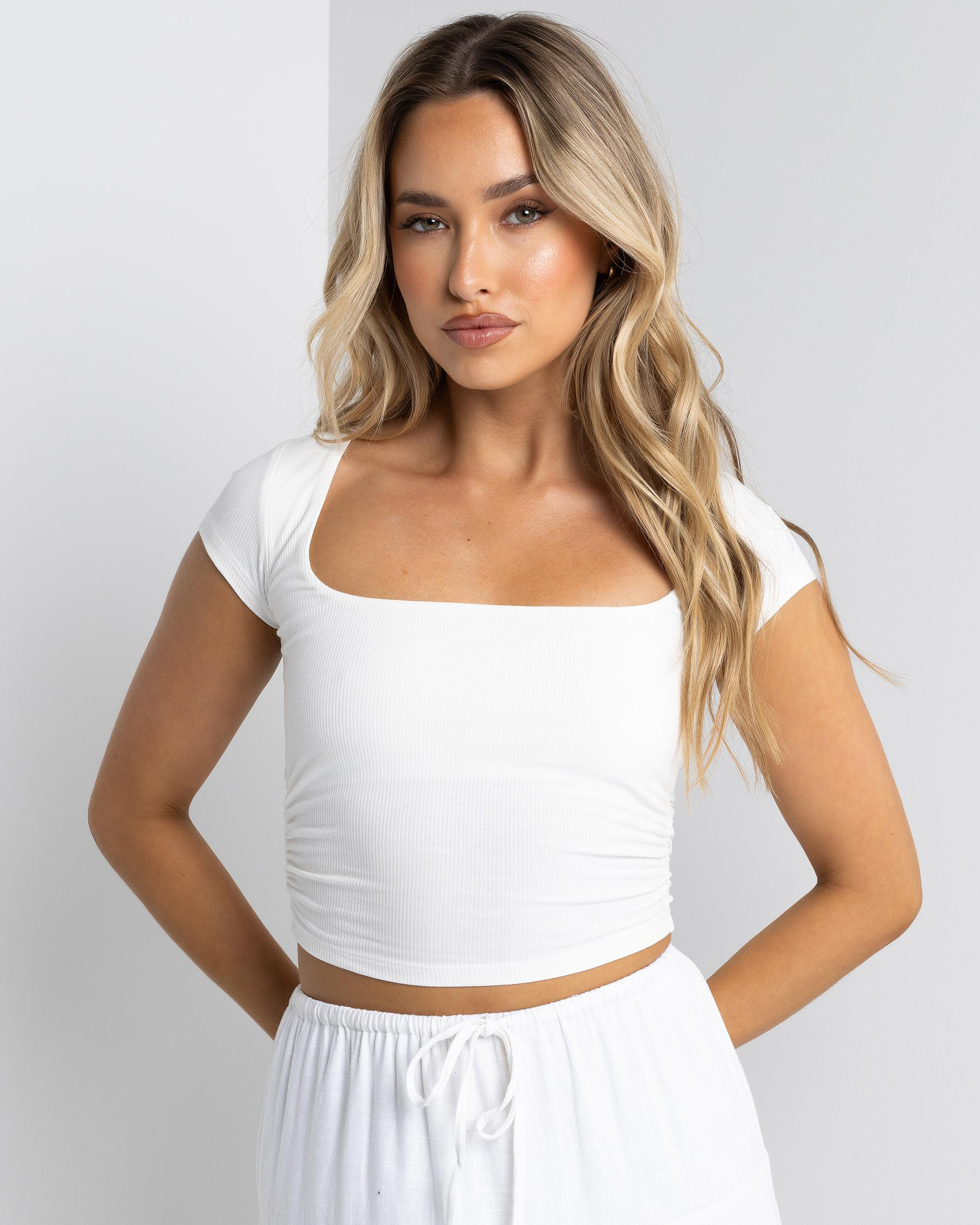 Basic Ruched Side Tee