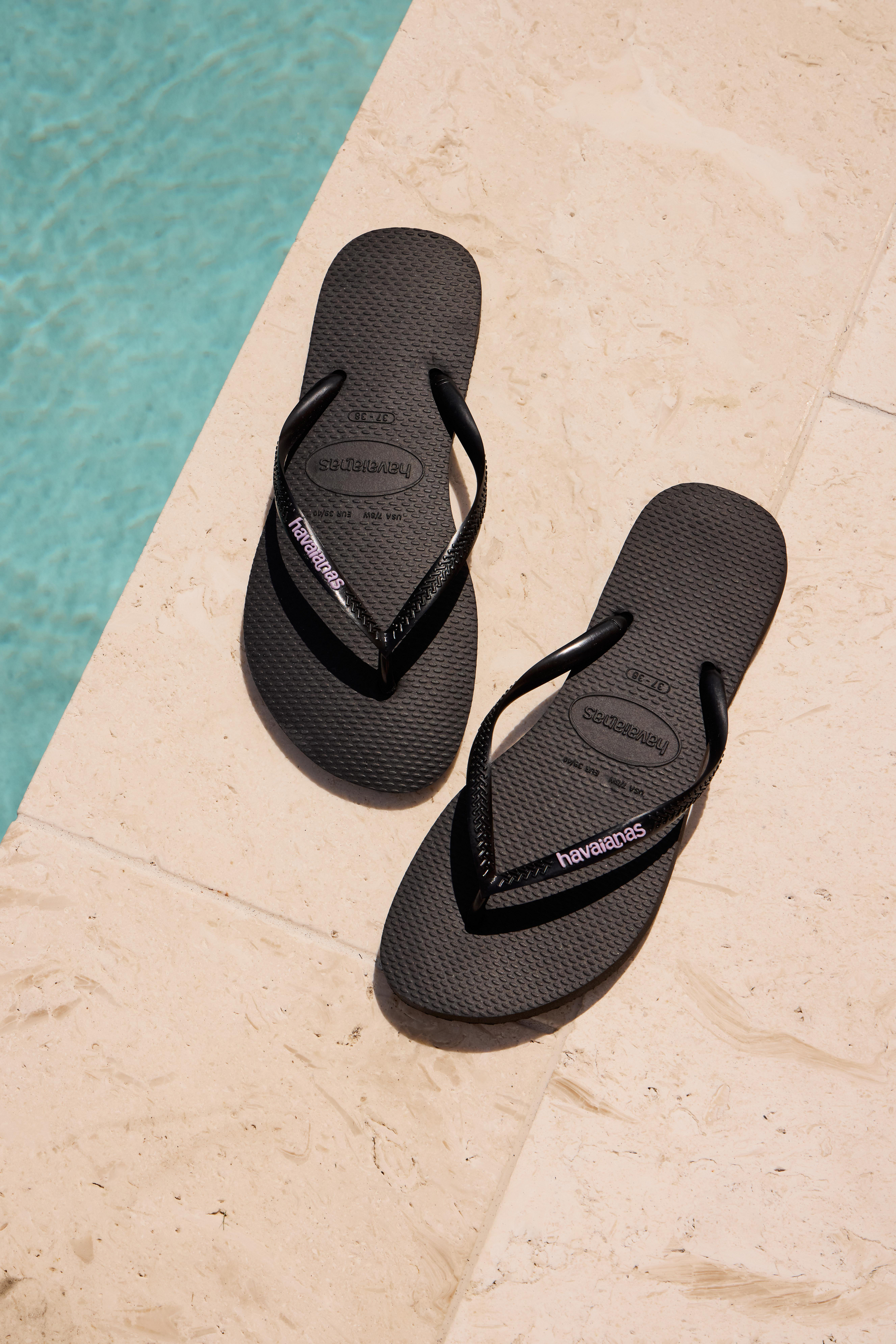 Slim Rubber Logo Thongs