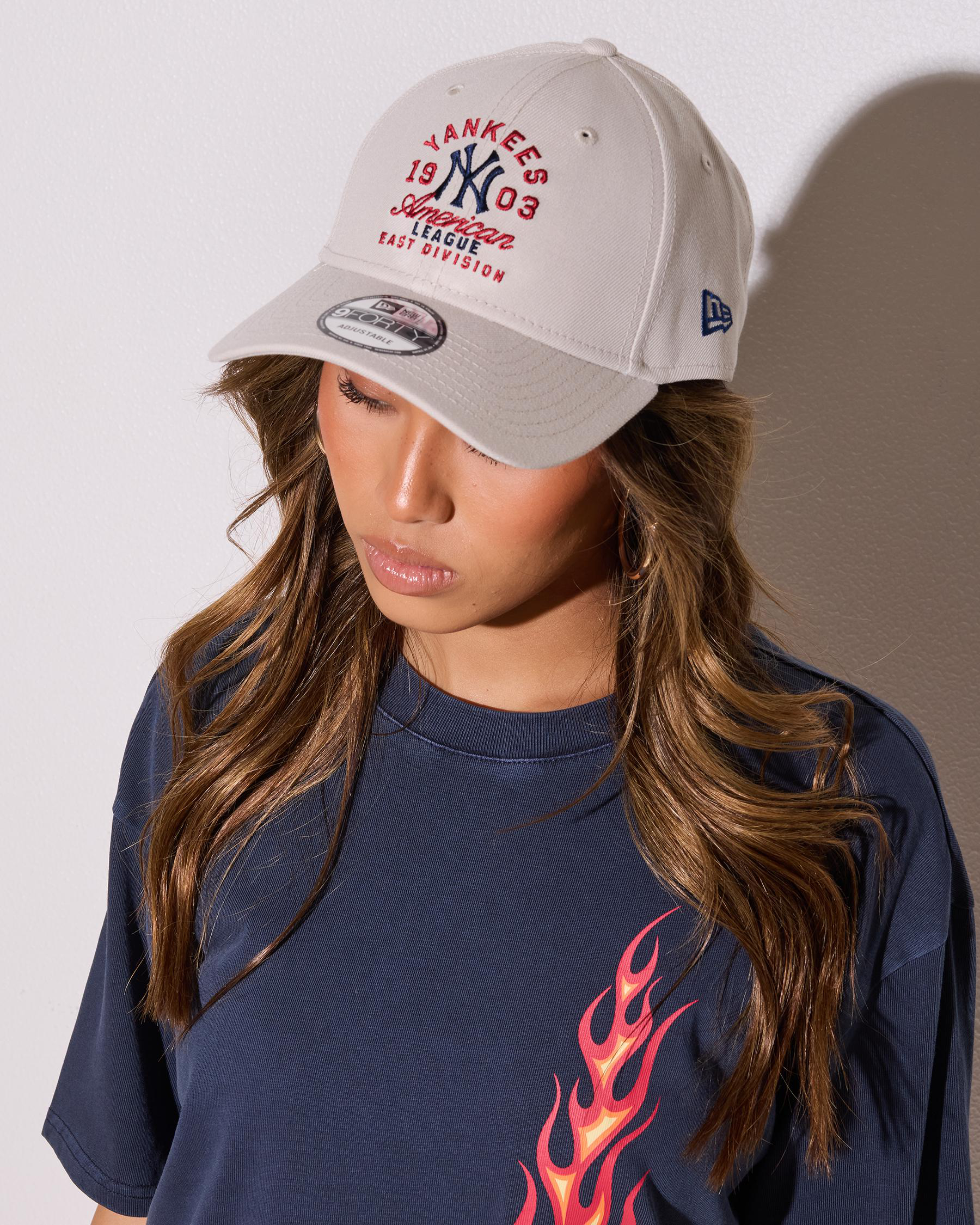 New York Yankees Arch Cap