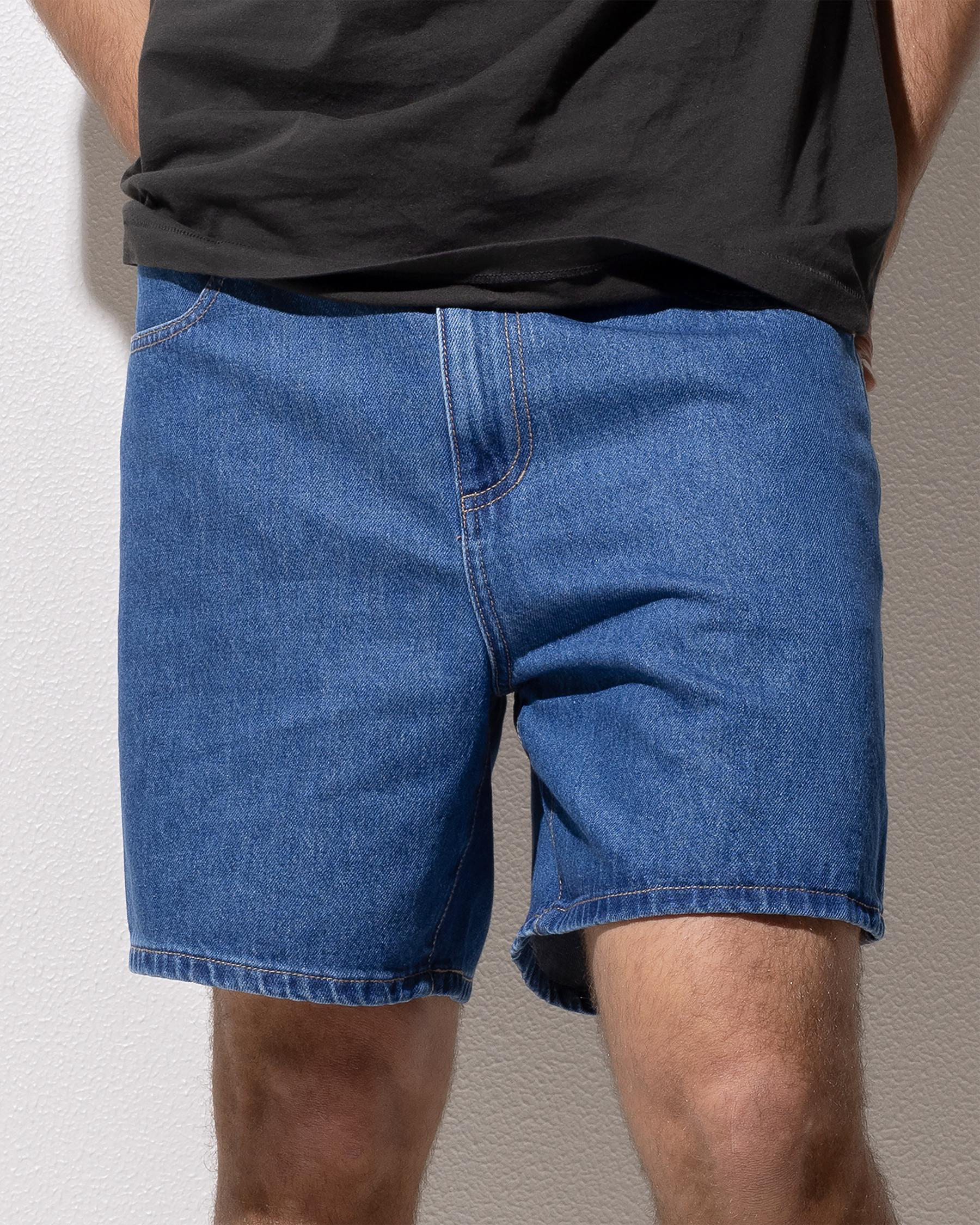Slacker Relaxed Shorts