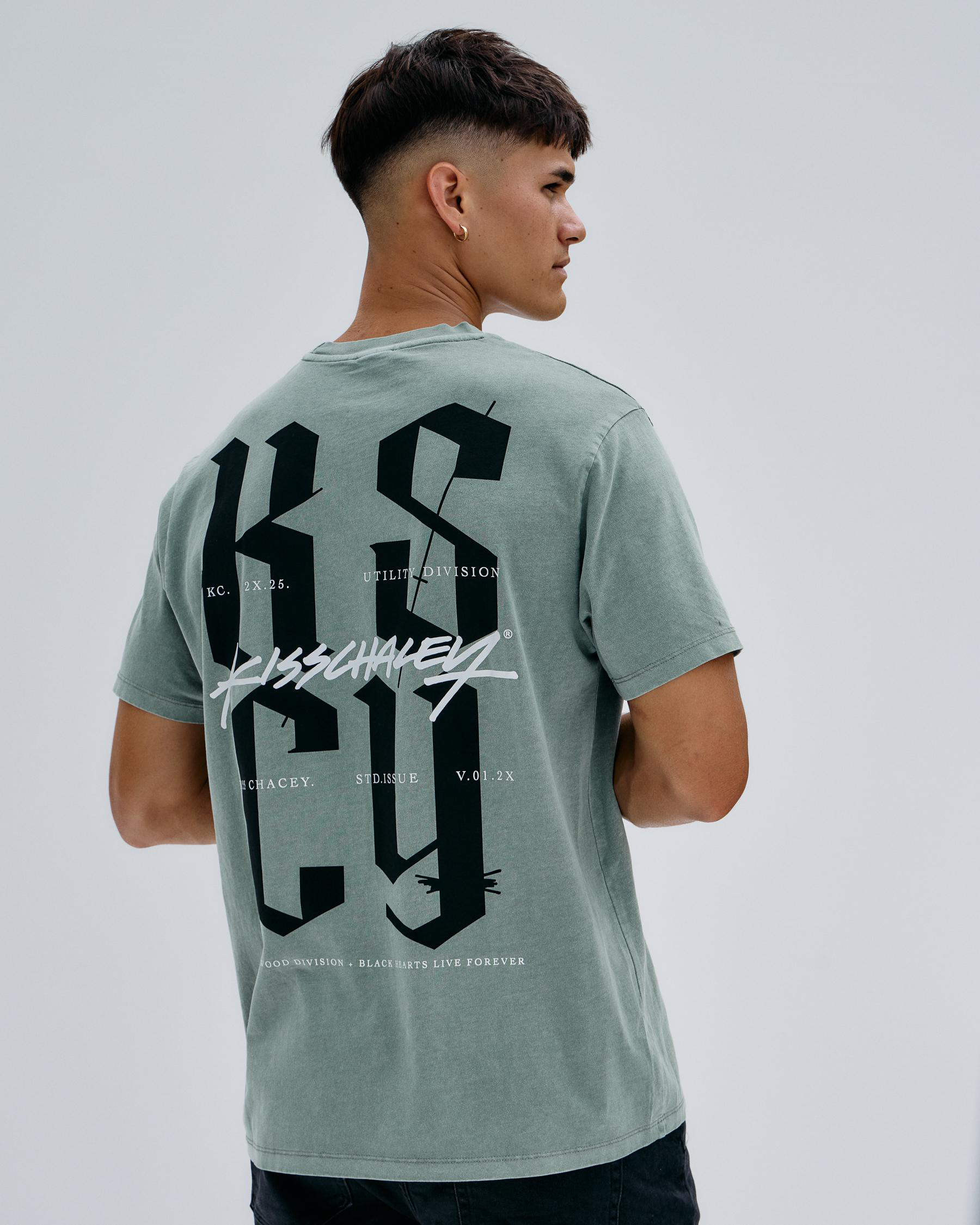 Twisted Standard T-Shirt