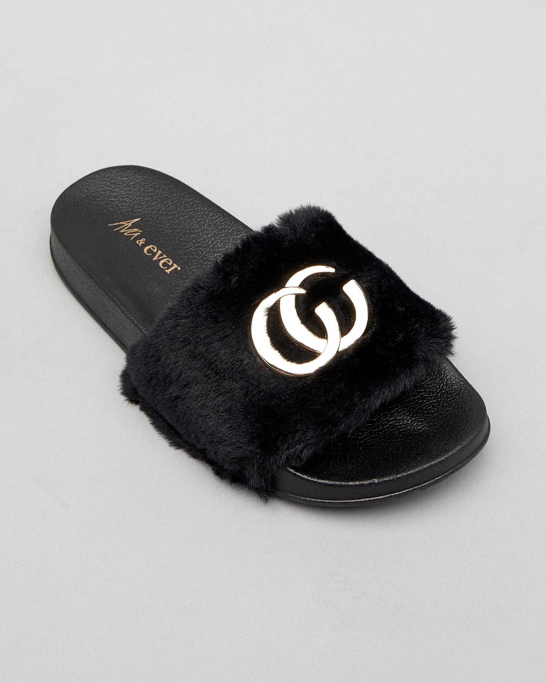 Hearsay Slide Sandals