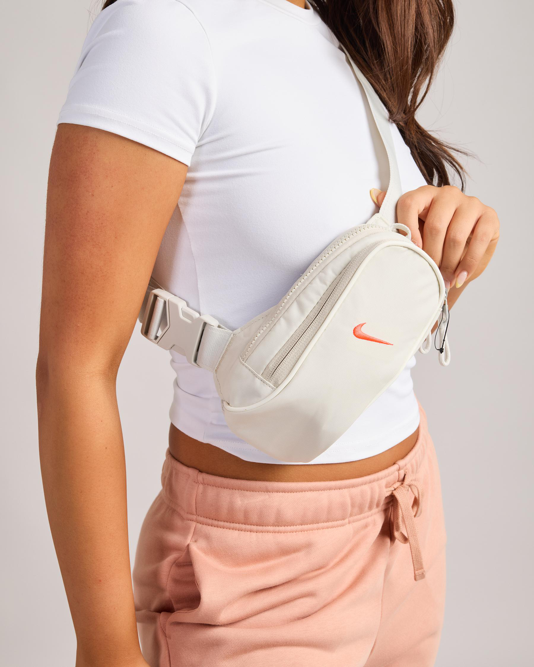 Sportswear Essentials Crossbody Bag