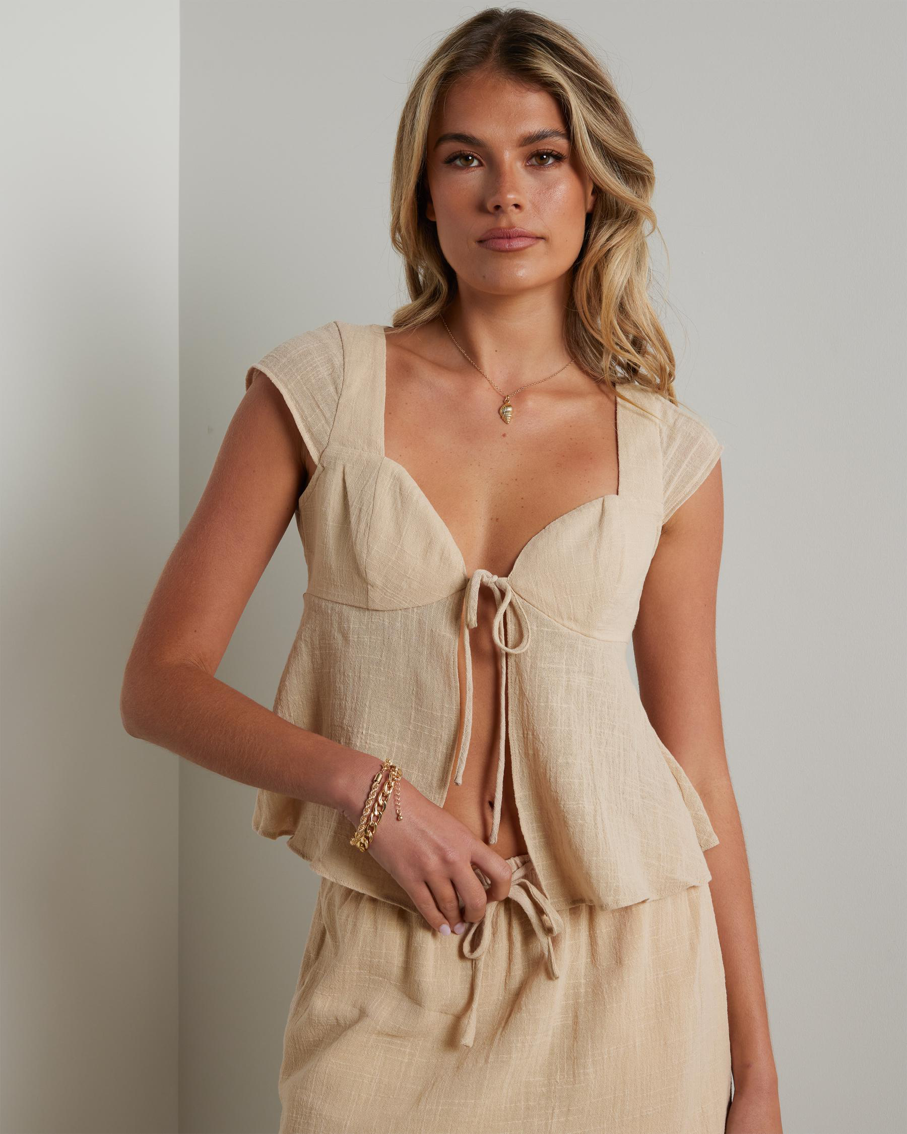 Immi Cali Tie Front Top