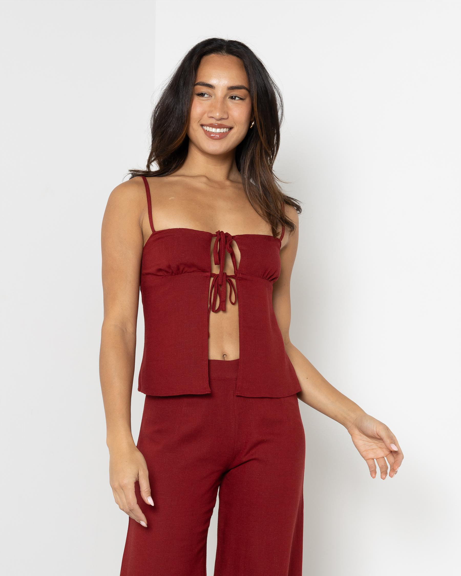 Brighton Hawaii Tie Top