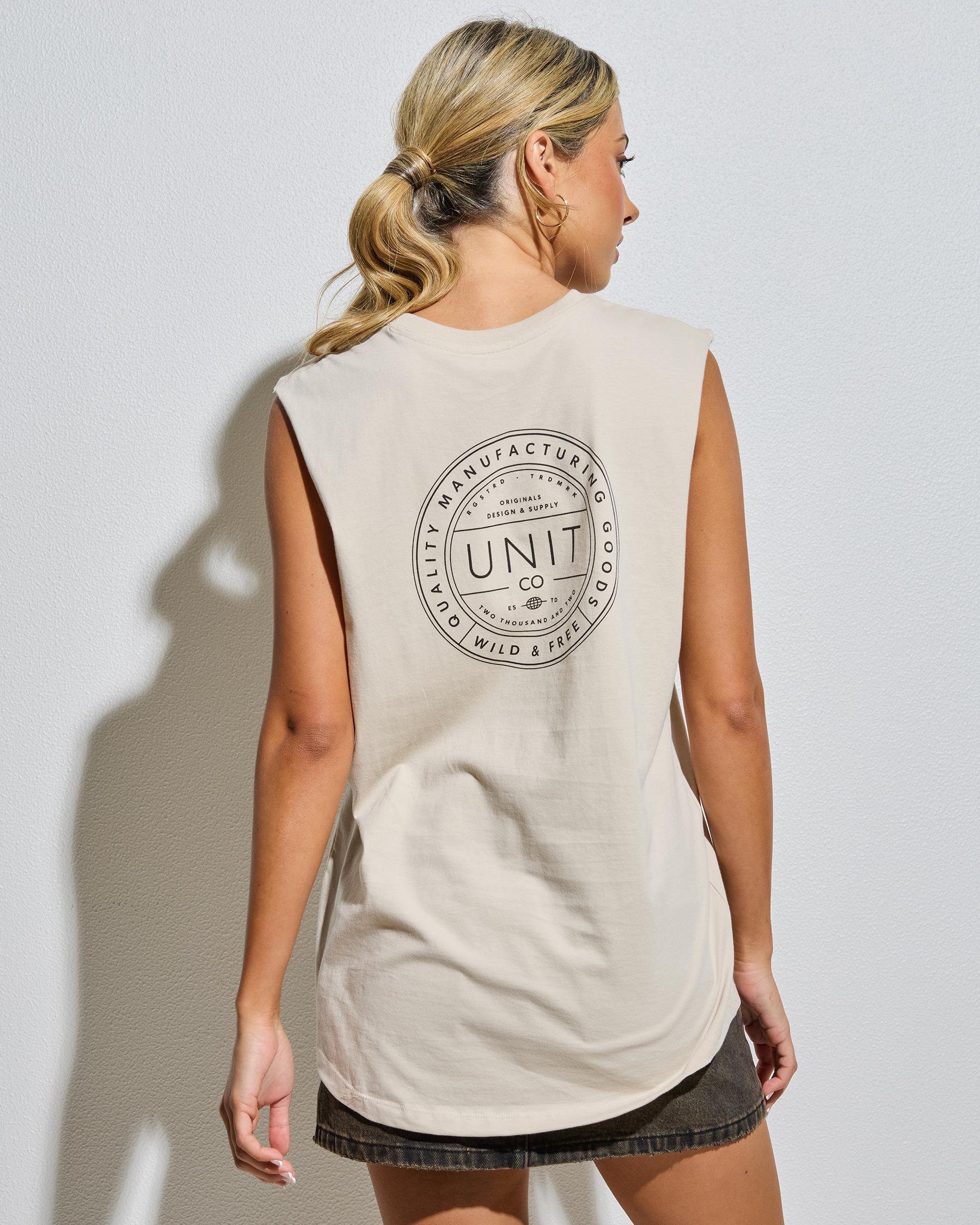 Bond Muscle Tee