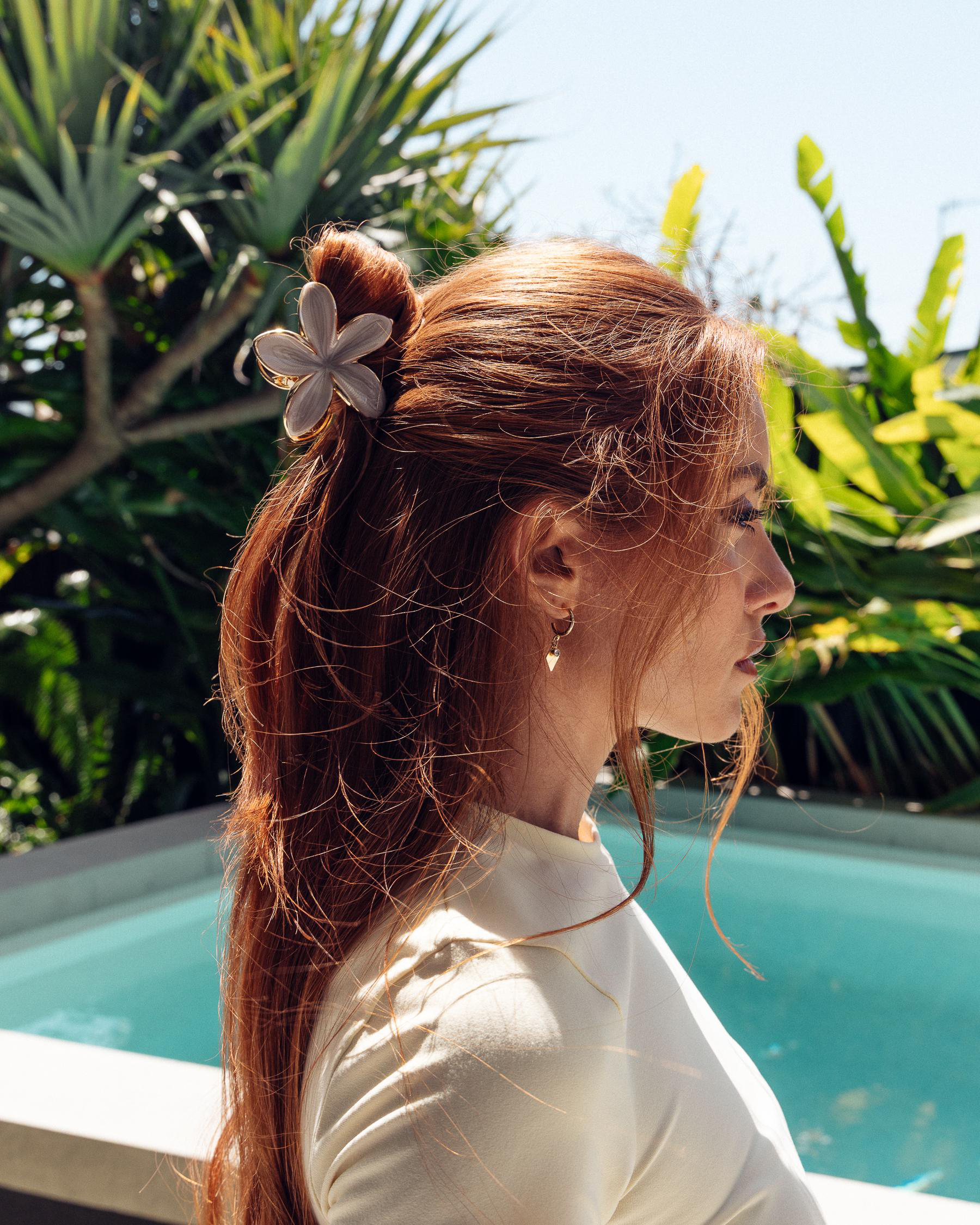 Frangipani Pearl Hair Claw Clip