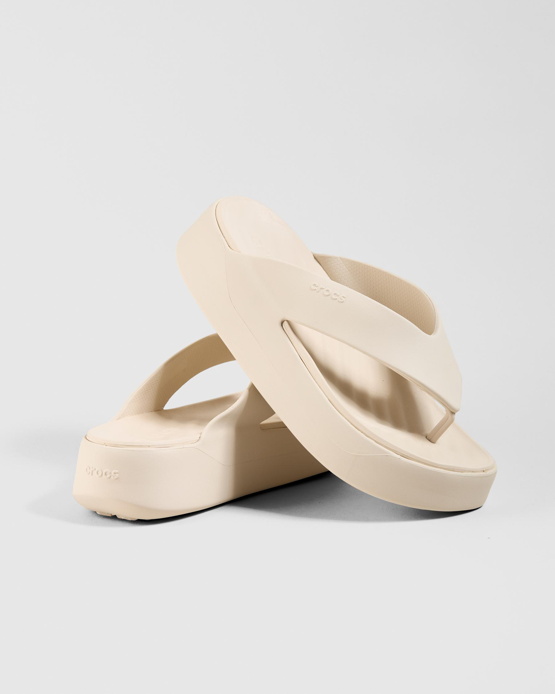 Getaway Platform Flips Shoes