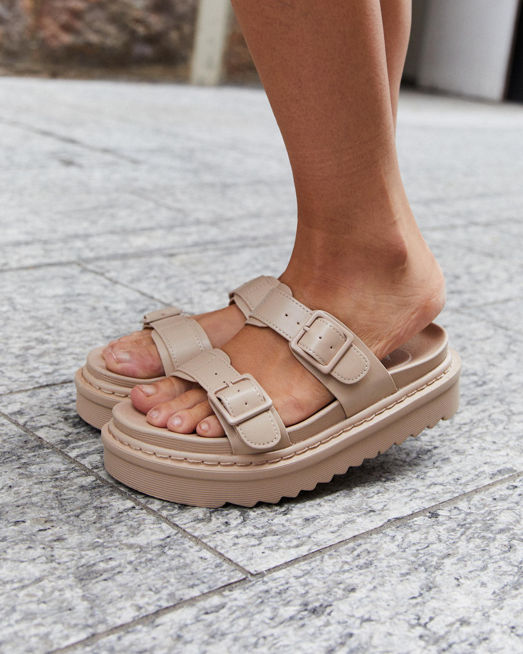 Donna Flatform Shoes