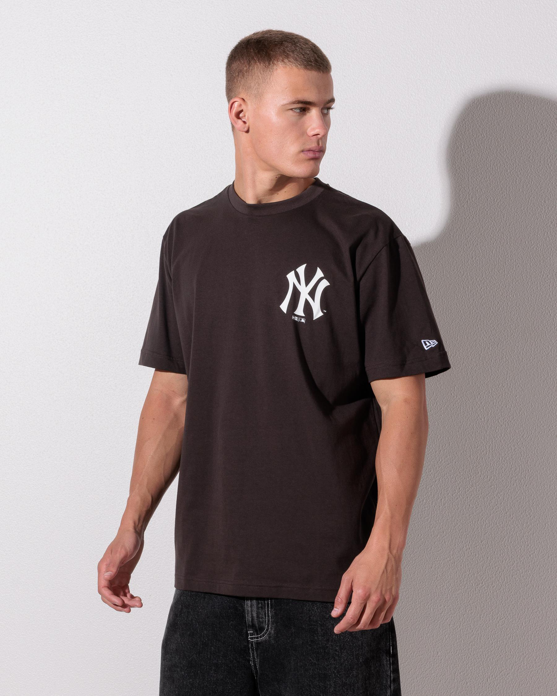New York Yankees Essential T-Shirt