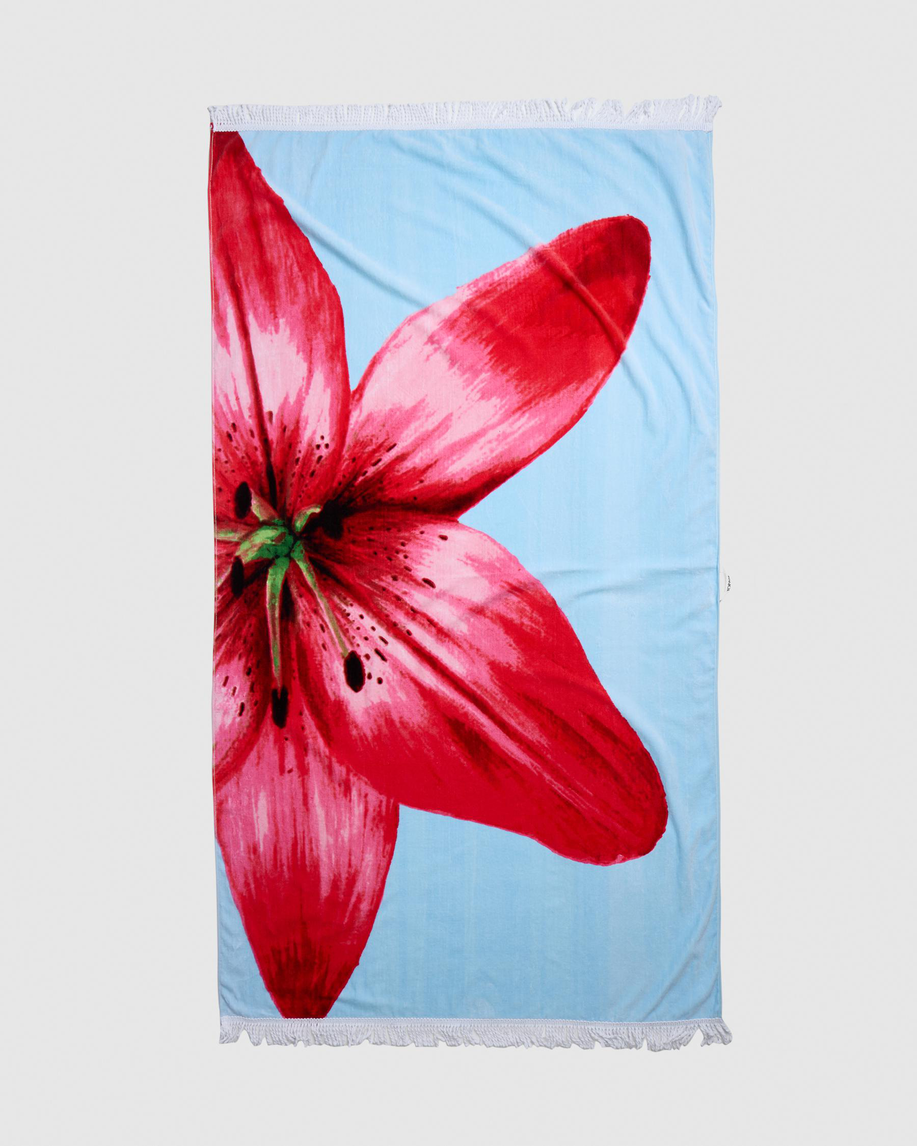 Lirio Beach Towel