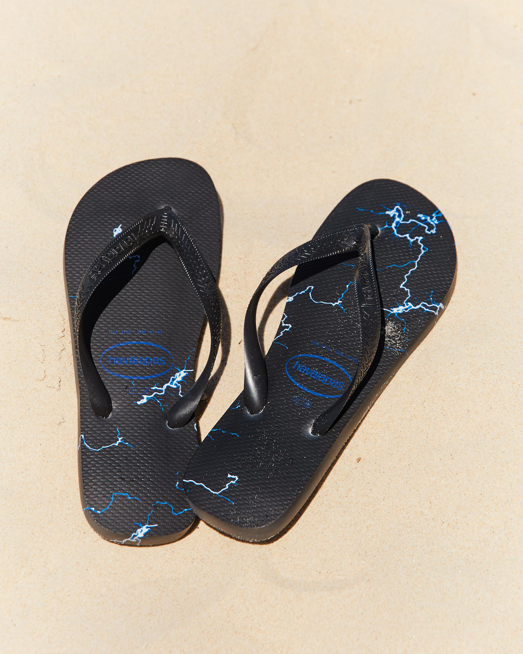 Top Lightning Thongs