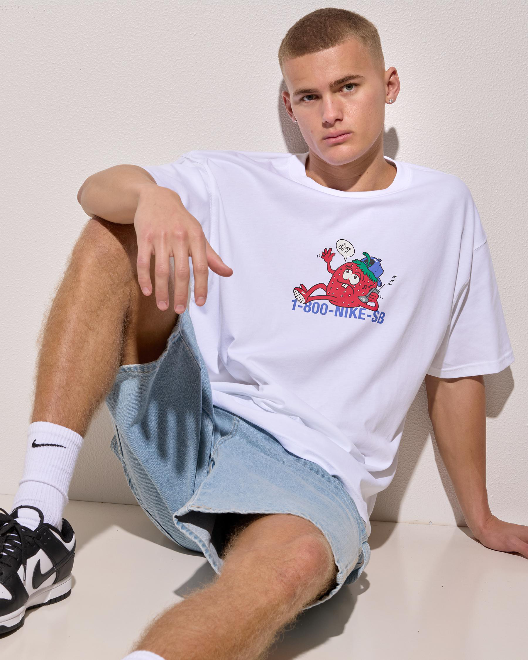 SB M90 Flip Phone T-Shirt