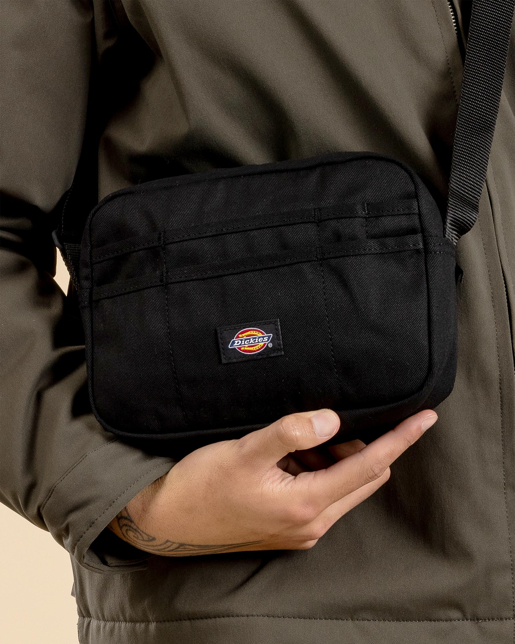 Moreauville Messenger Bag