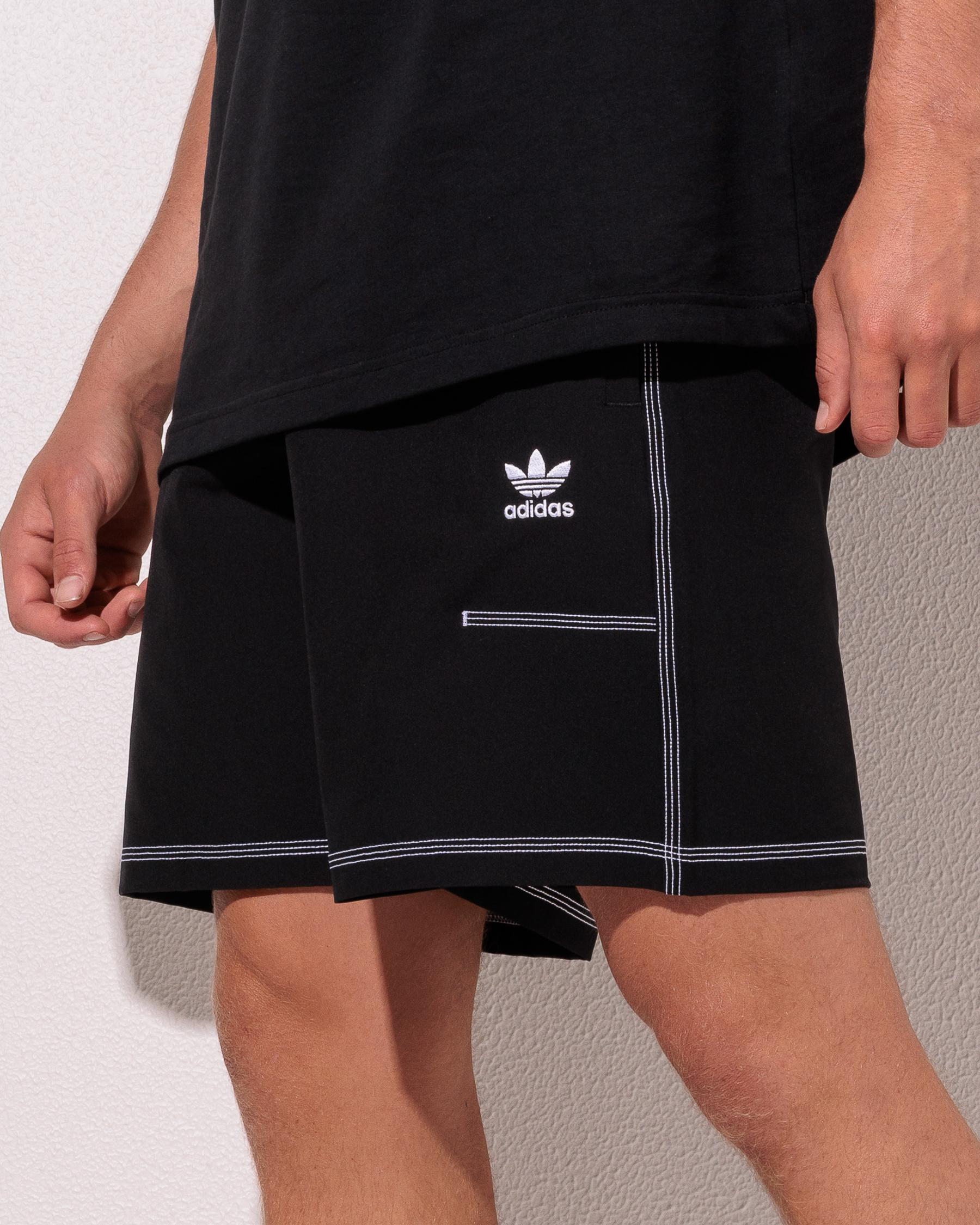 Trefoil Essential Shorts