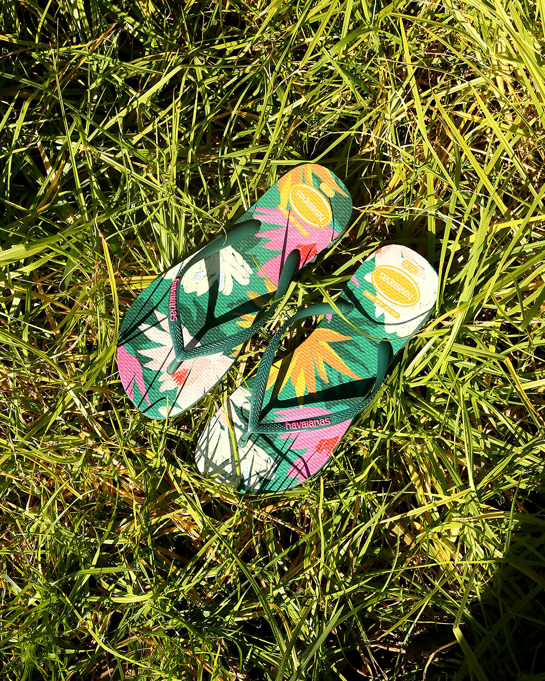 Slim Summer Bliss Thongs