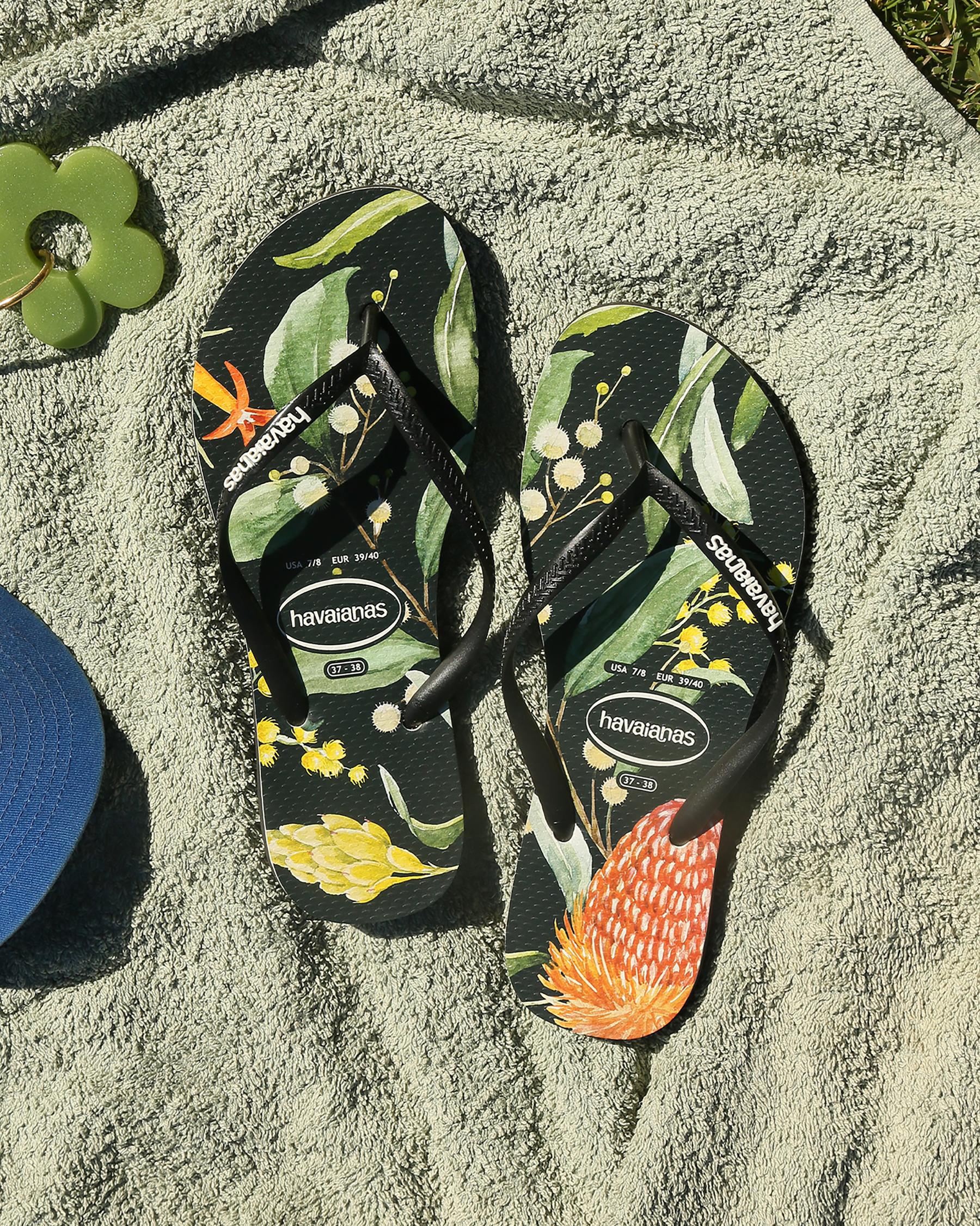 Slim Fauna Bush Flower Thongs