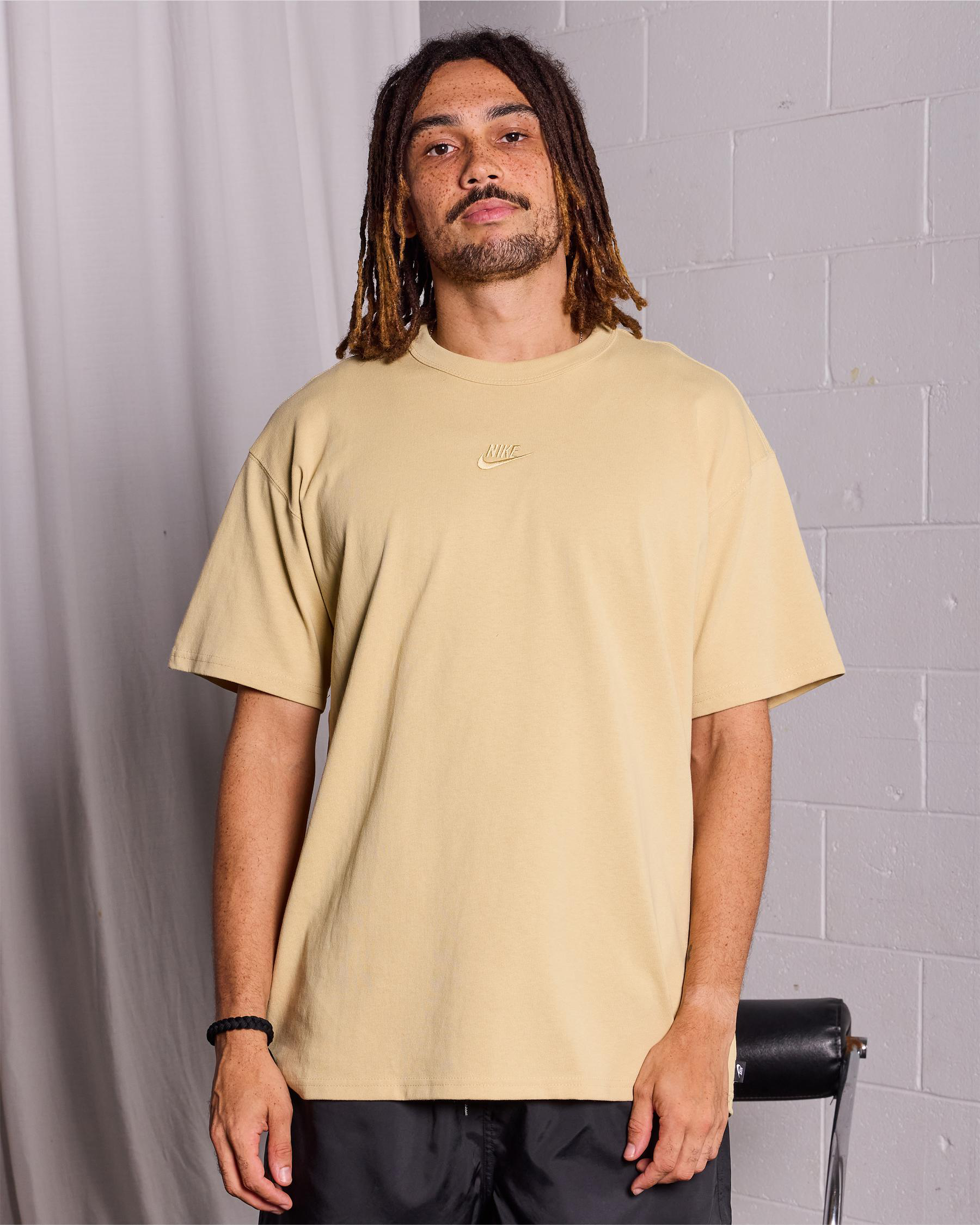 Sportswear Premium Essential T-Shirt