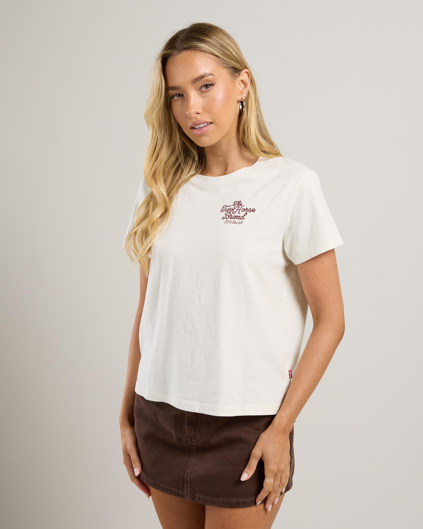 Levi's Women's Graphic Boxy T-Shirt in White Size Small