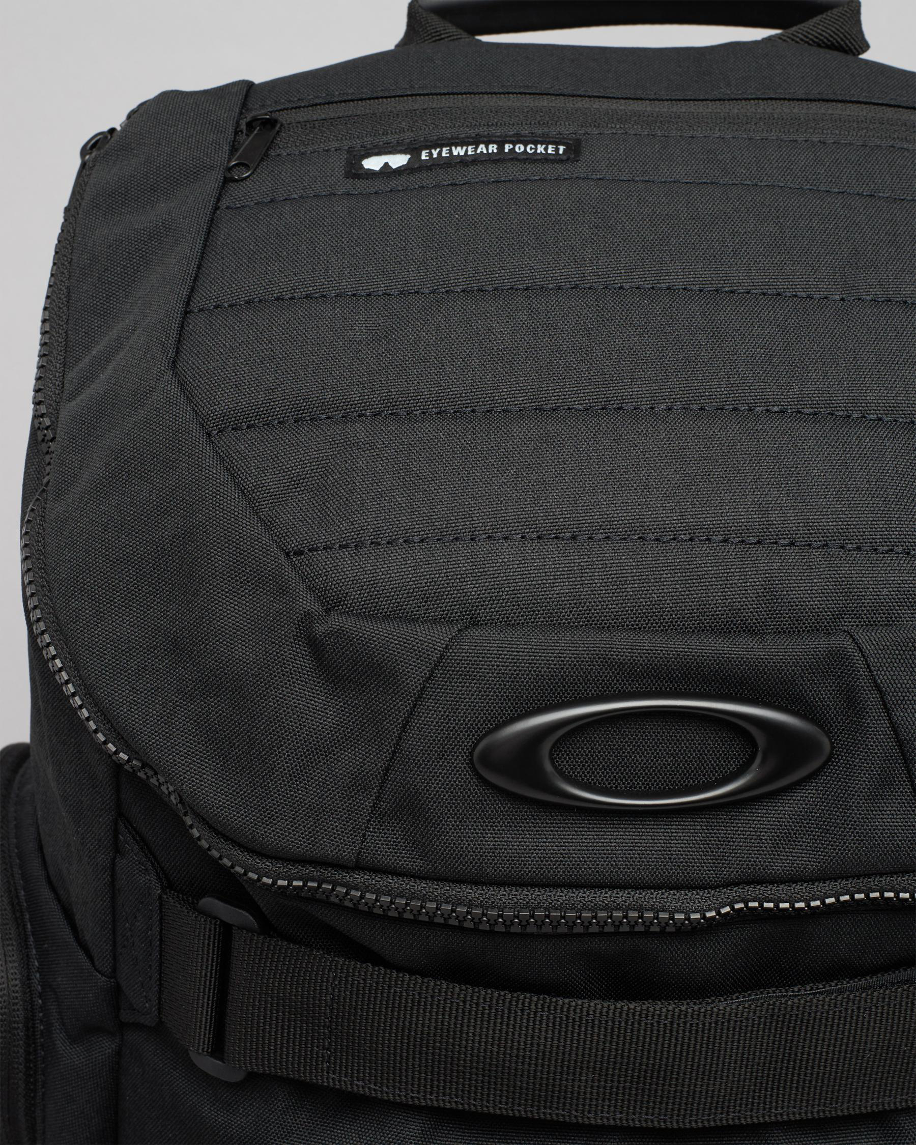 Shop Oakley Enduro 2.0 Big Backpack In Blackout Fast Shipping & Easy