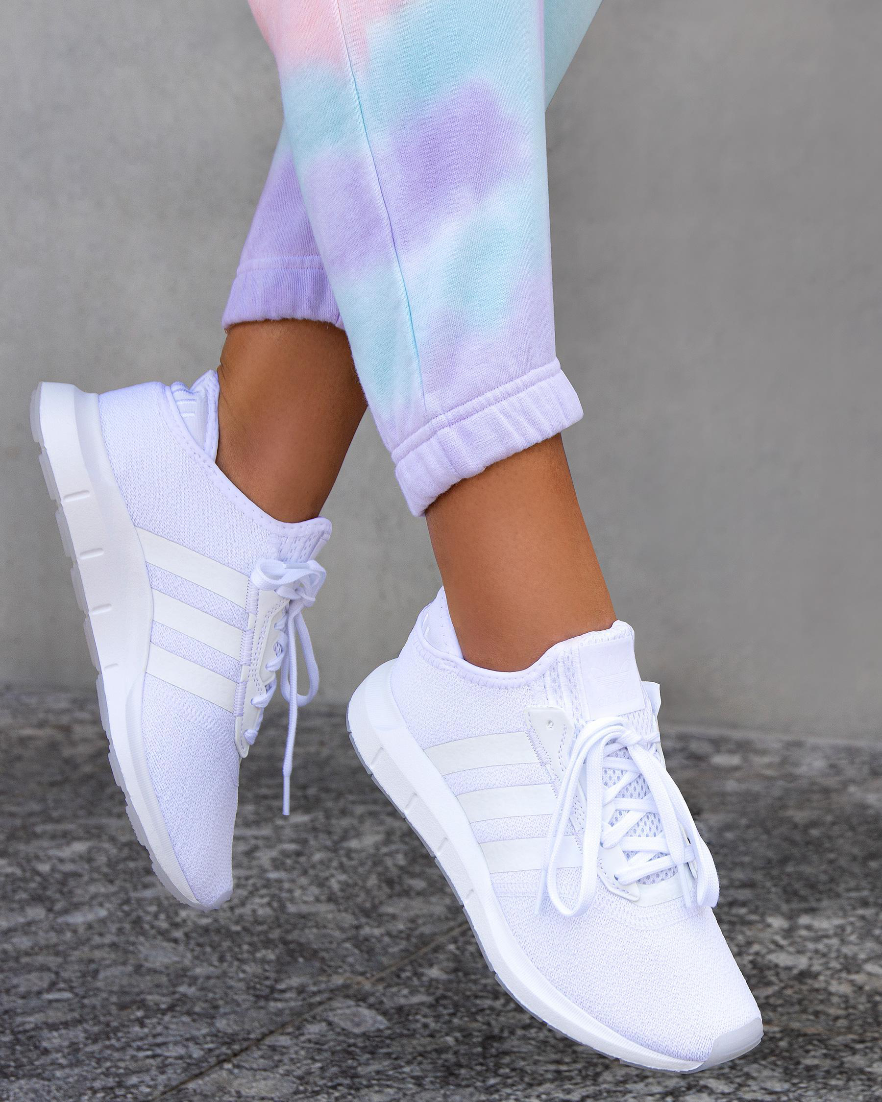 Womens Swift Run X Shoes