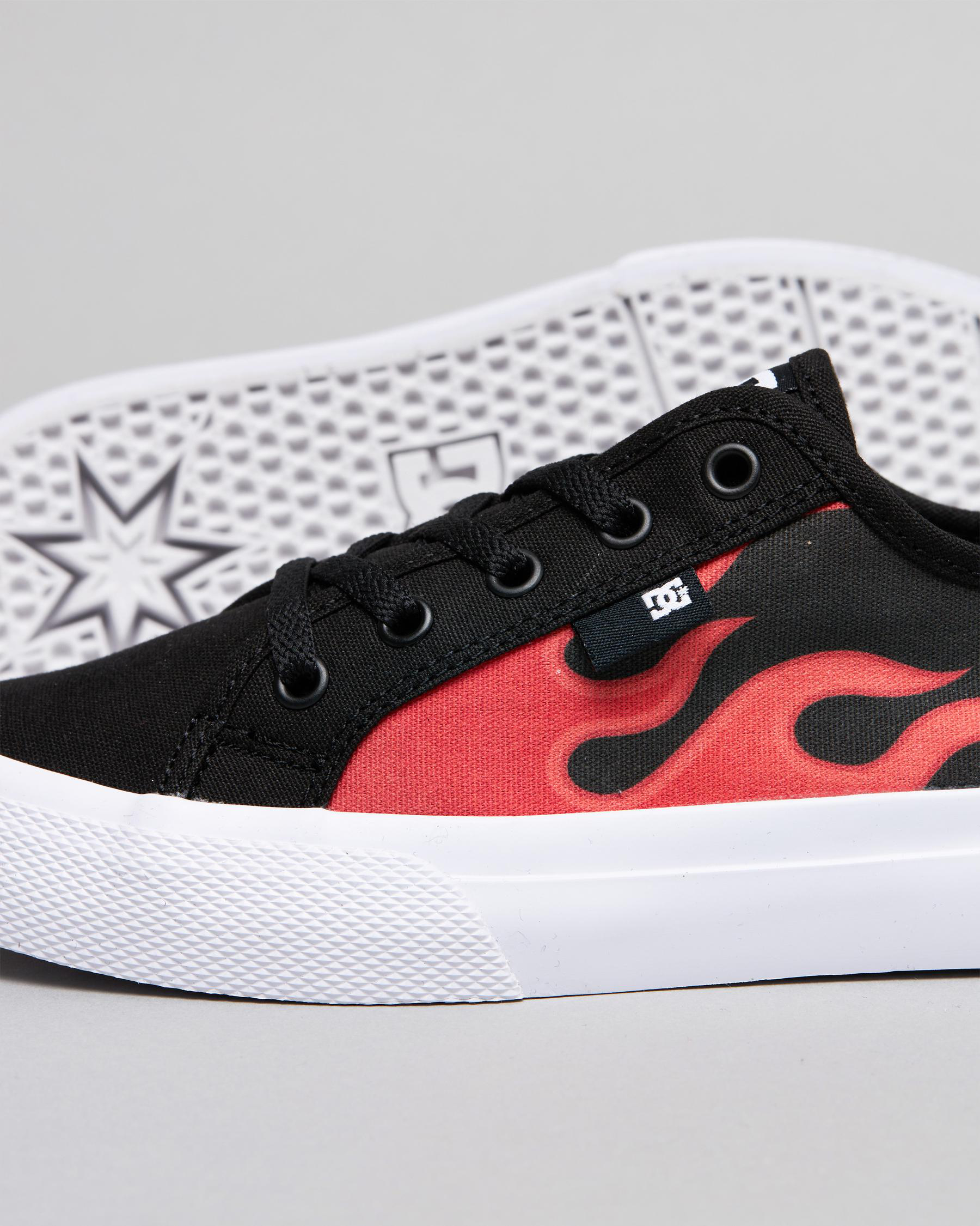 boys dc trainers