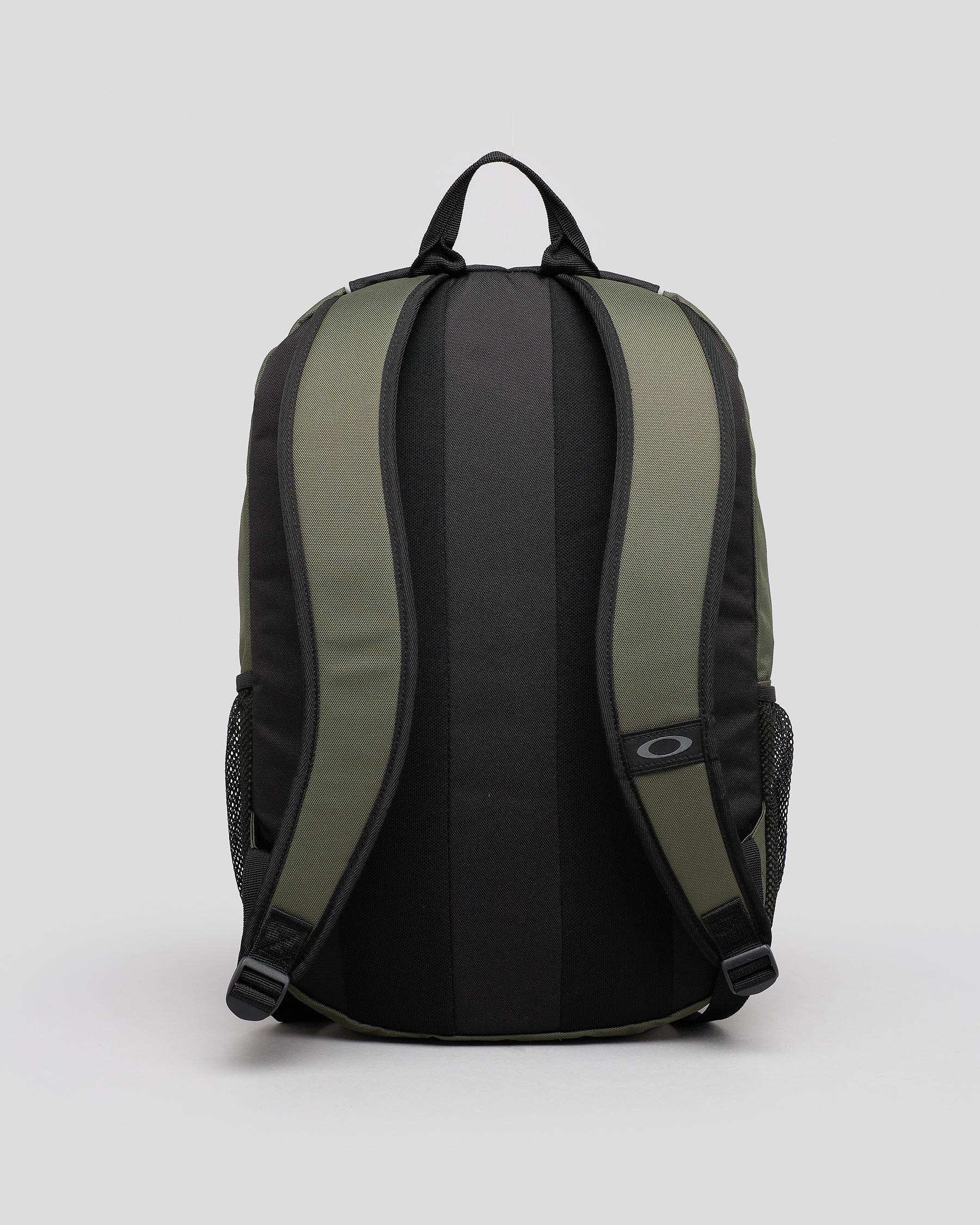 Oakley Enduro 20L 3.0 Backpack In Dark 