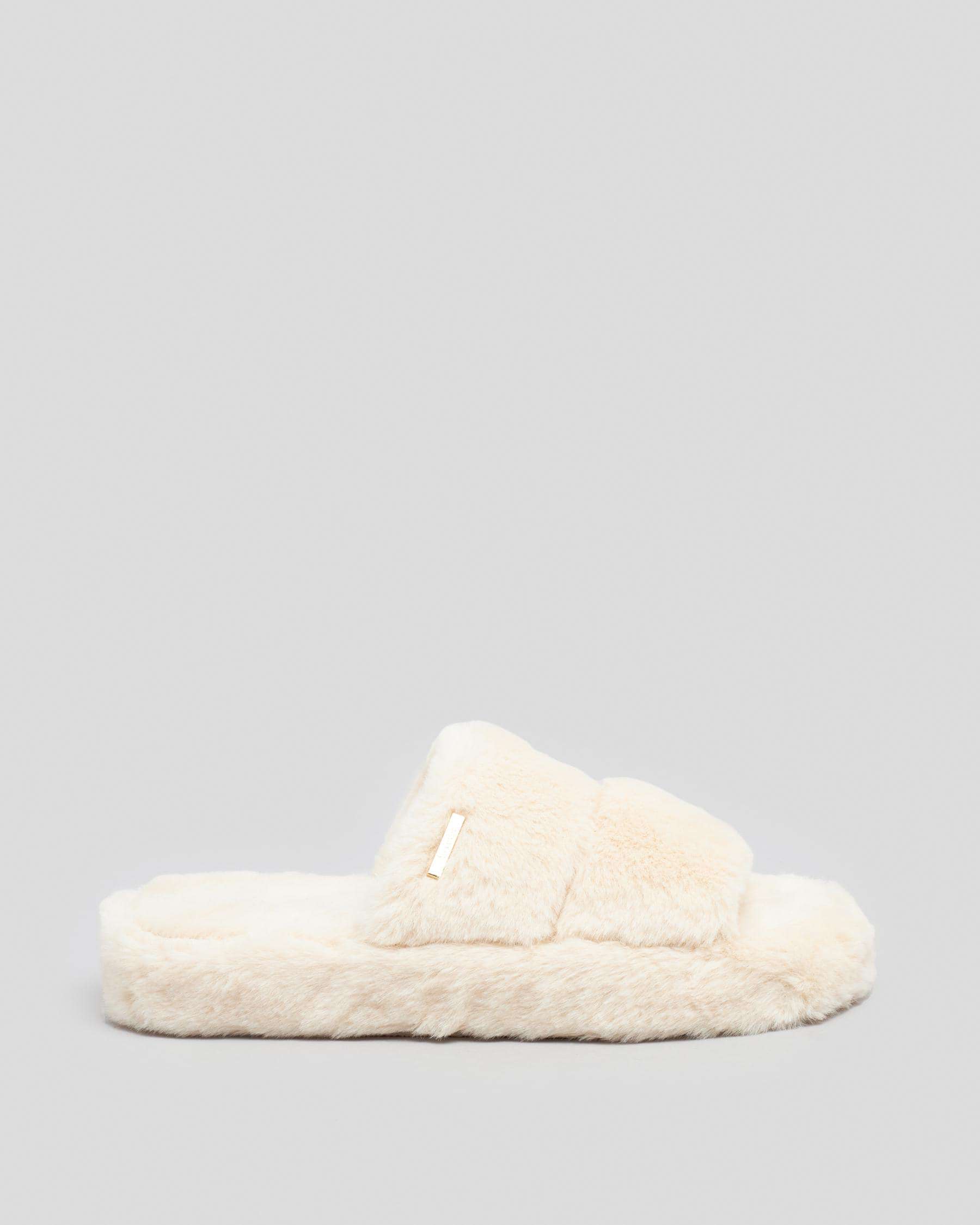 Ava And Ever Stormi Faux Fur Slipper In Alabaster - Fast Shipping ...