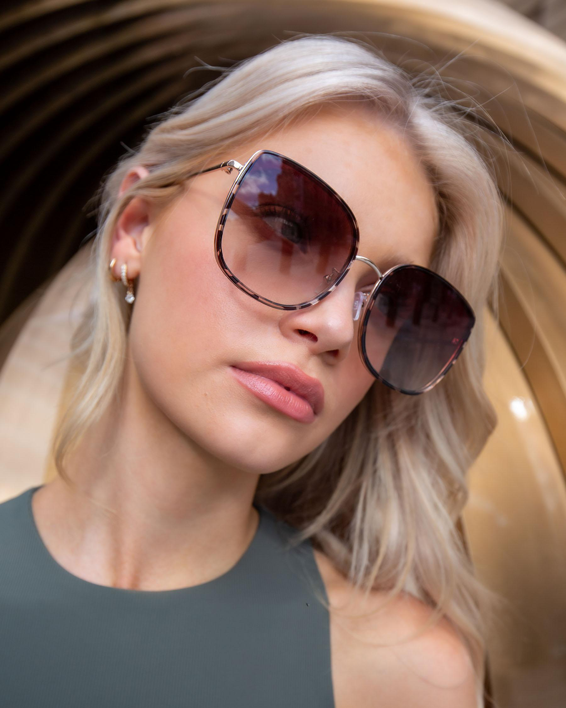 Shop Indie Eyewear Florence Sunglasses In Gold Tort/brown Fade Fast