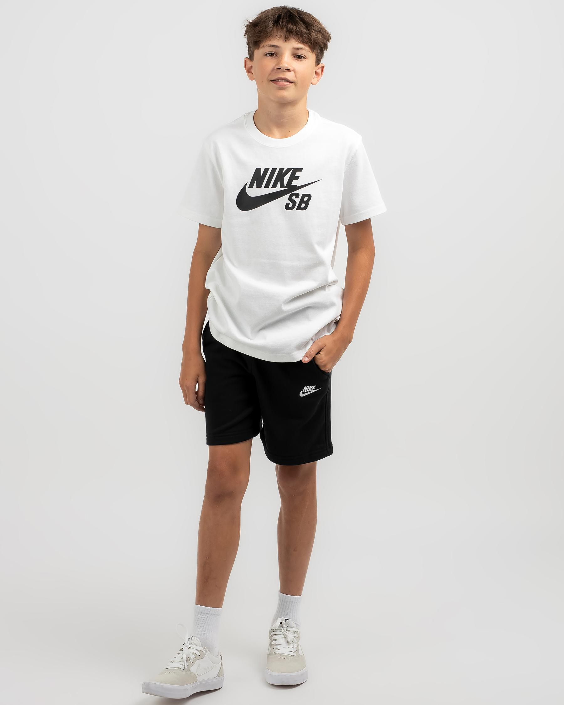 Shop Nike Boys' SB T-Shirt In White - Fast Shipping & Easy Returns ...