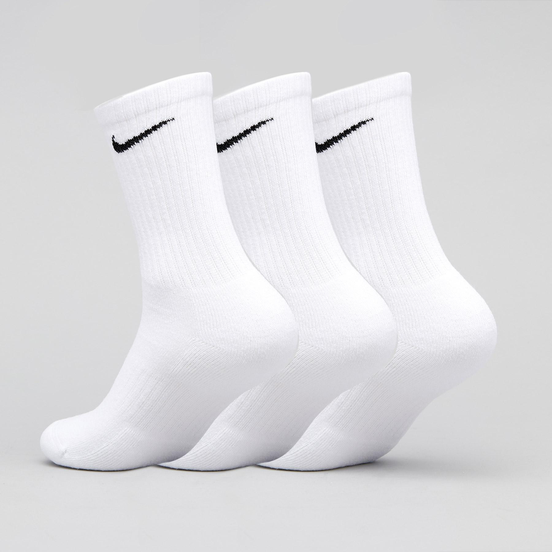 Nike Everyday Cushion Crew Socks In White/black | City Beach Australia