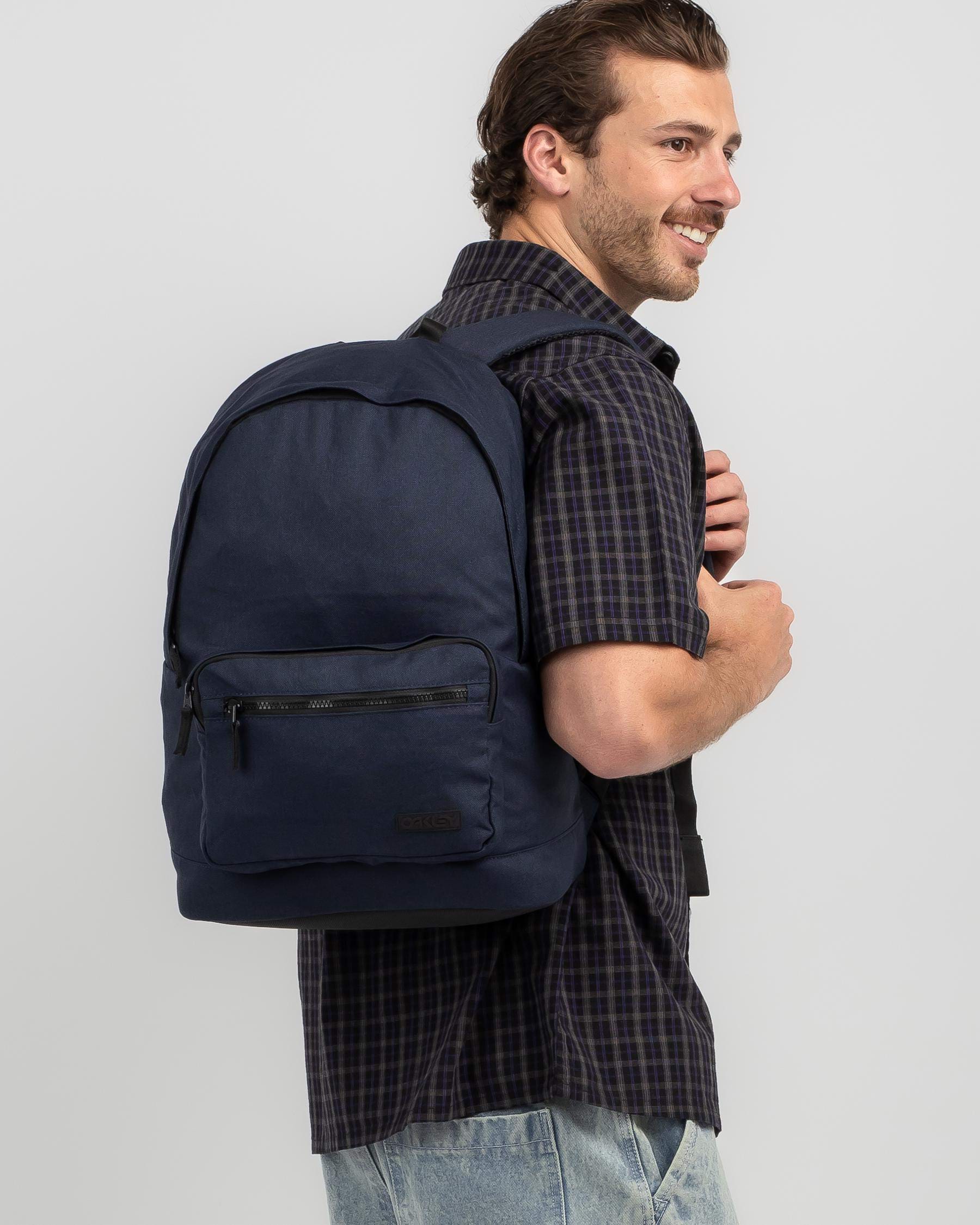 Oakley Transit Everyday Backpack In Blackout Heather - Fast Shipping ...