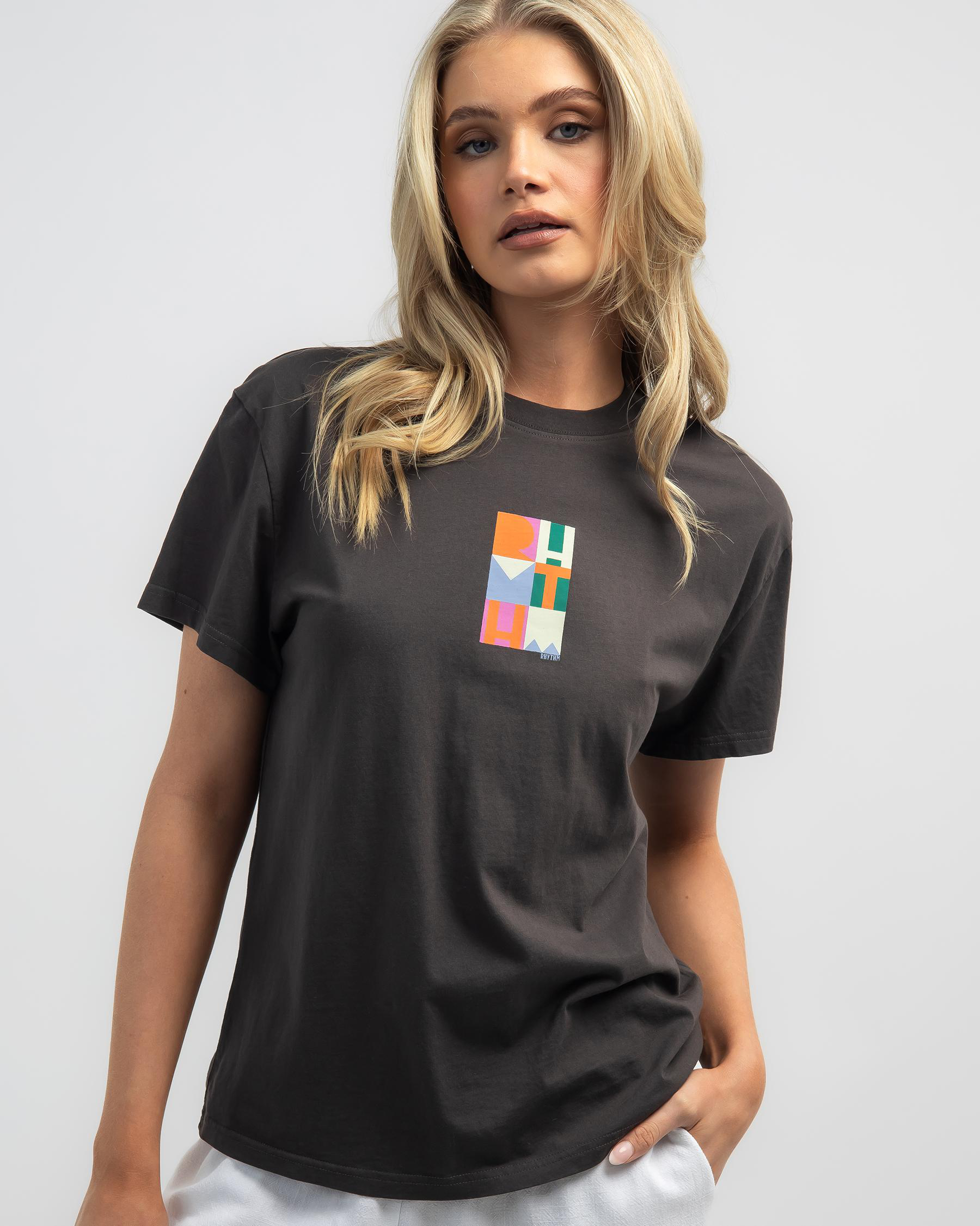 LONG SCOOP BACK HEM T-SHIRT SLAVE TO THE RHYTHM