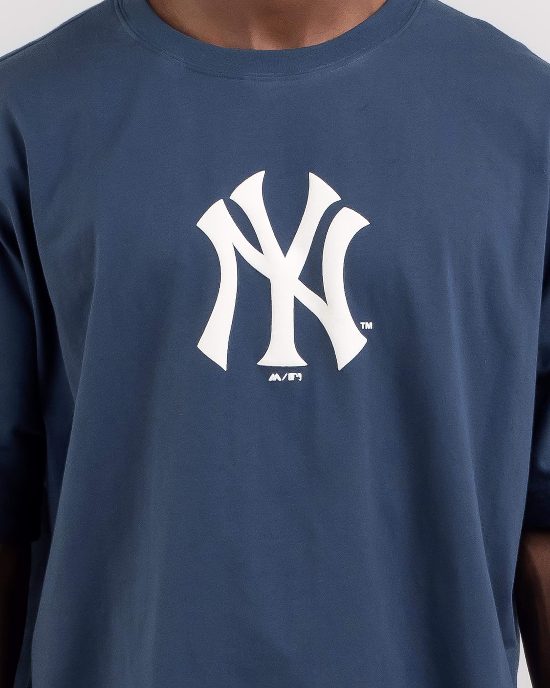 Shop Majestic NY Yankees Heavy Jersey Arch City Oversized T-Shirt In ...