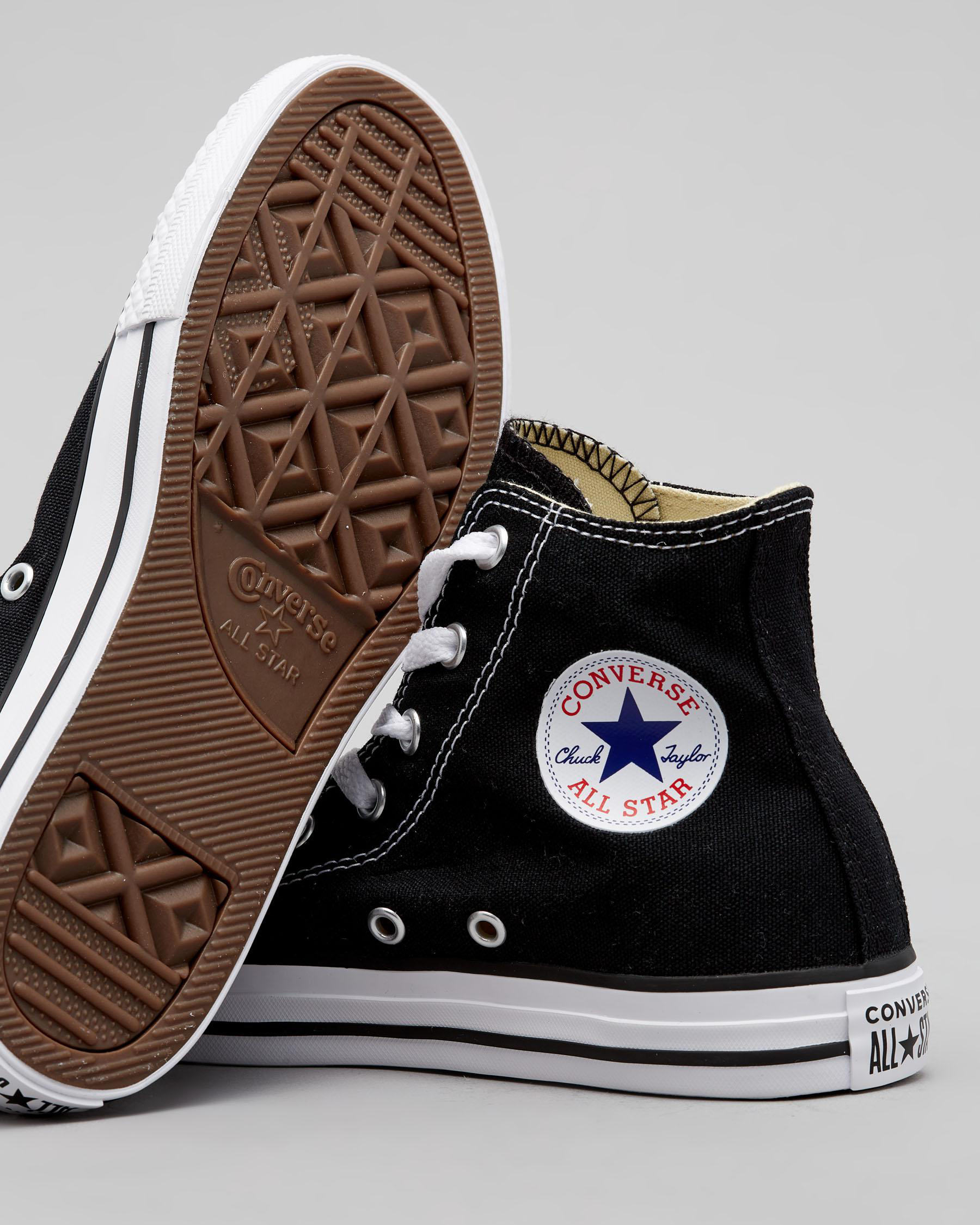 Chuck Taylor Hi-top Shoes