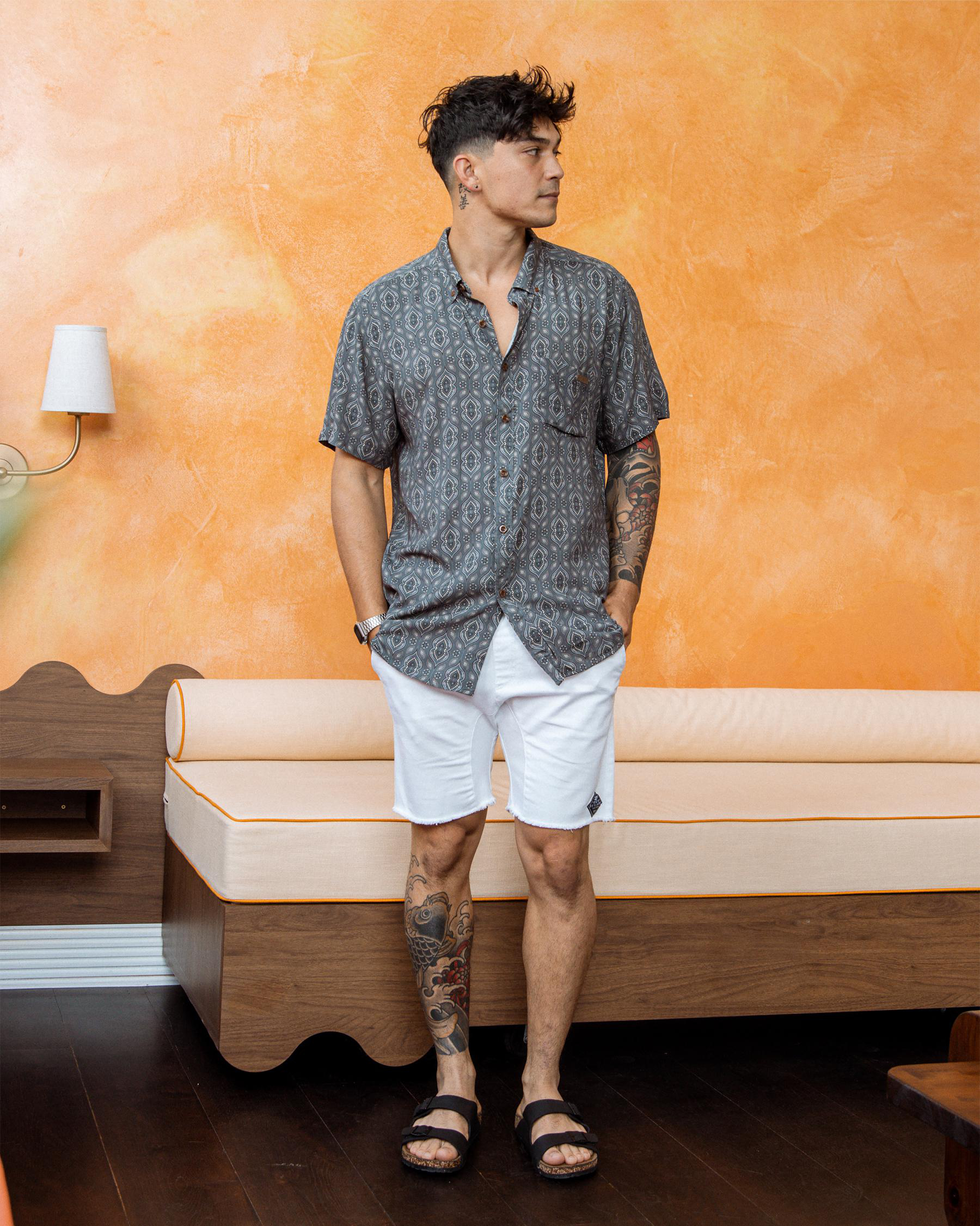 Erase Drop Crotch Walk Shorts