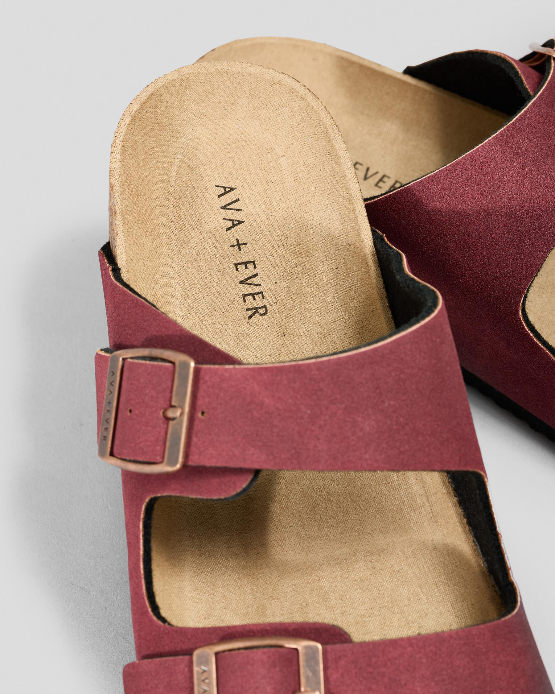 Cortina Slide Sandals