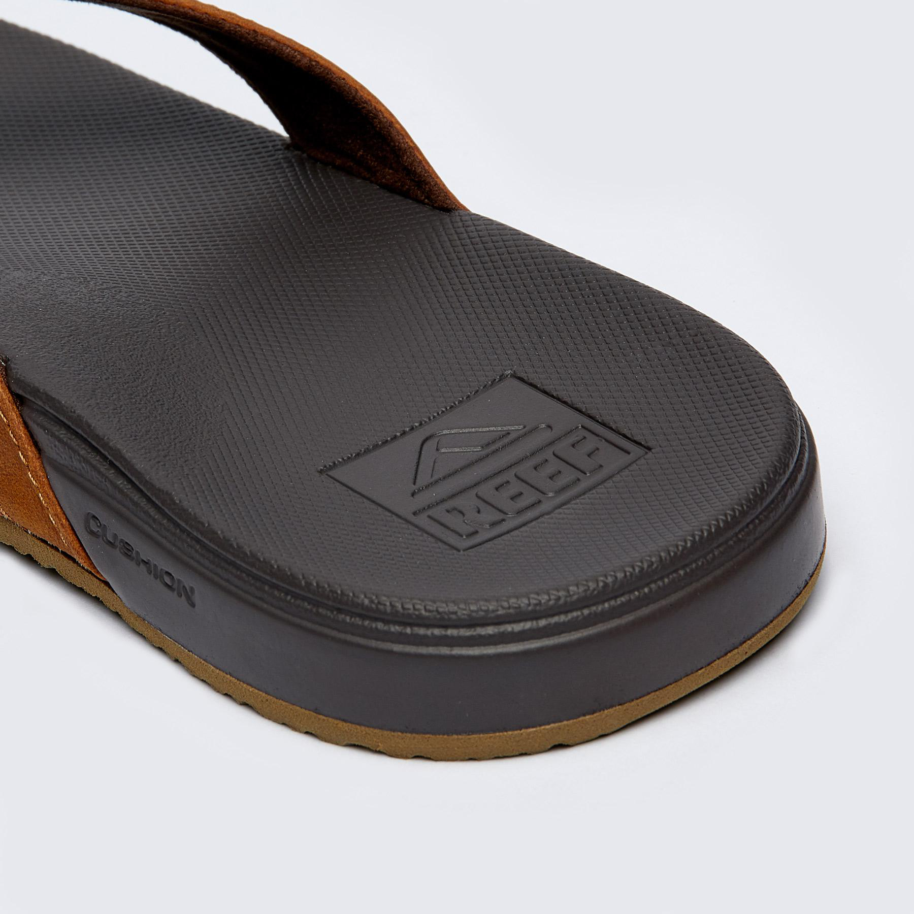 Cushion Phantom LE Sandals