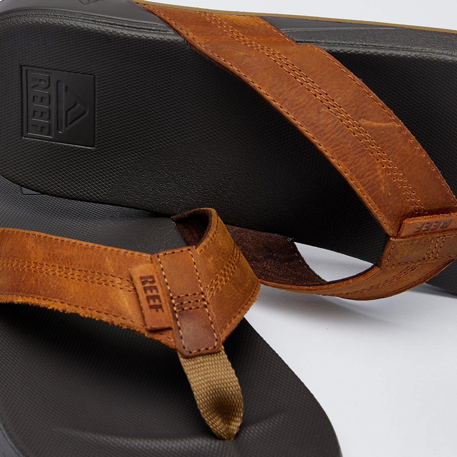 Cushion Phantom LE Sandals