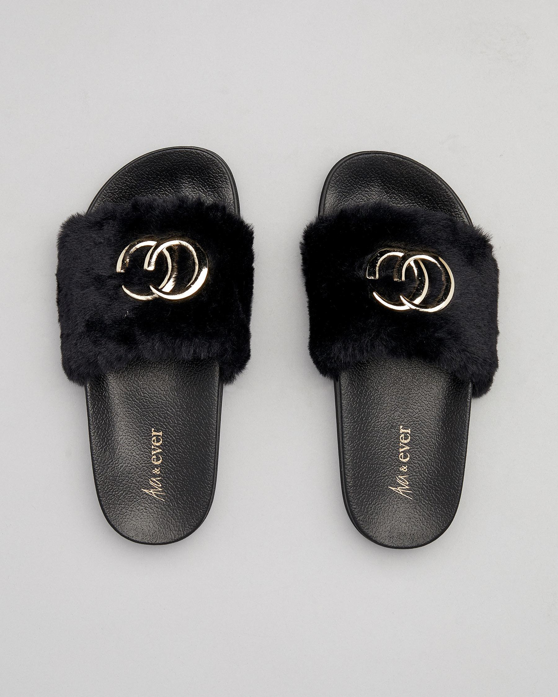 Hearsay Slide Sandals