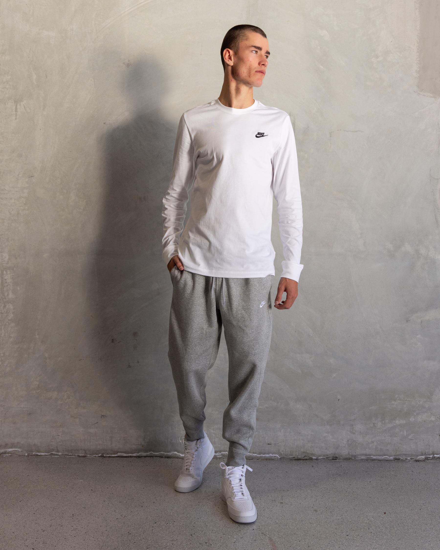 Sportswear Club Long Sleeve T-Shirt