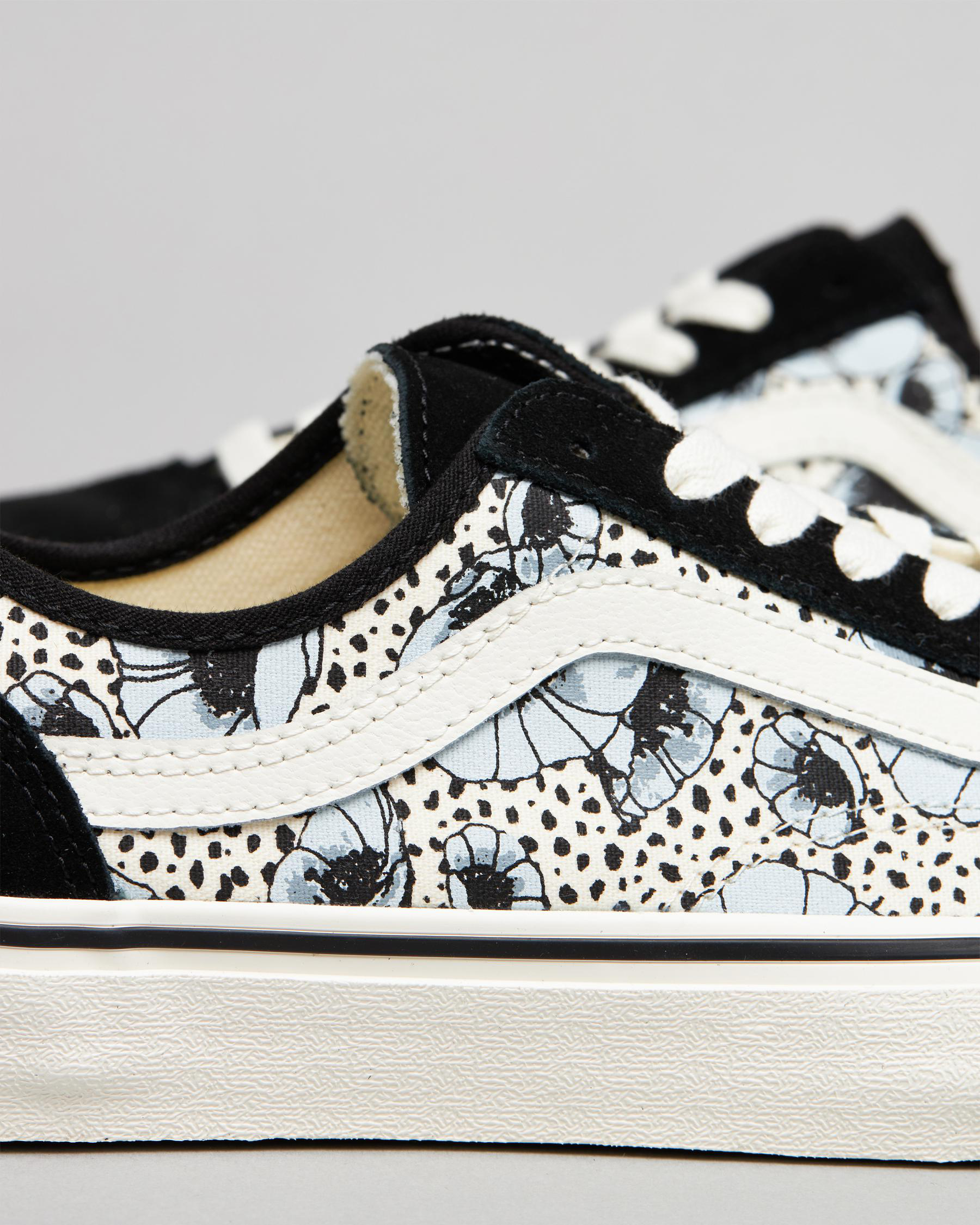 Style 36 Decon Shoes