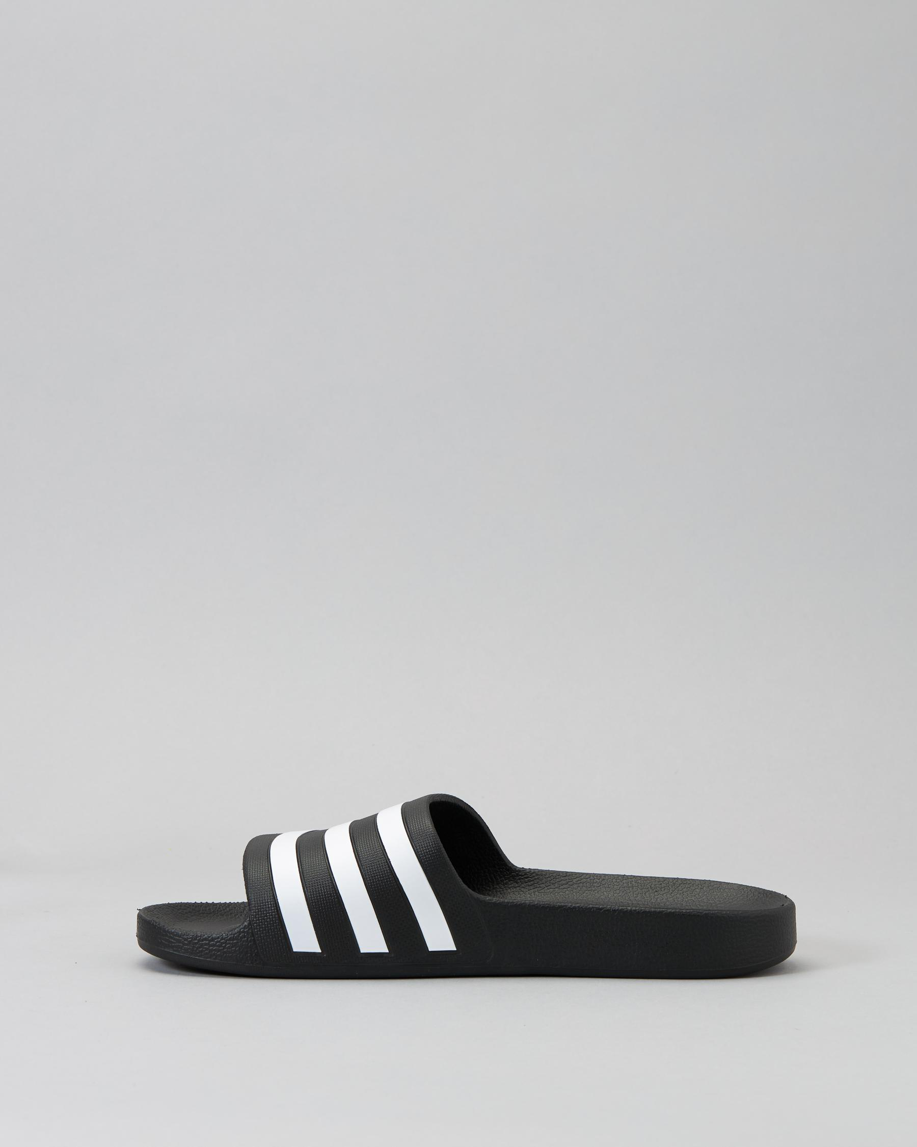 Adilette Aqua Slides