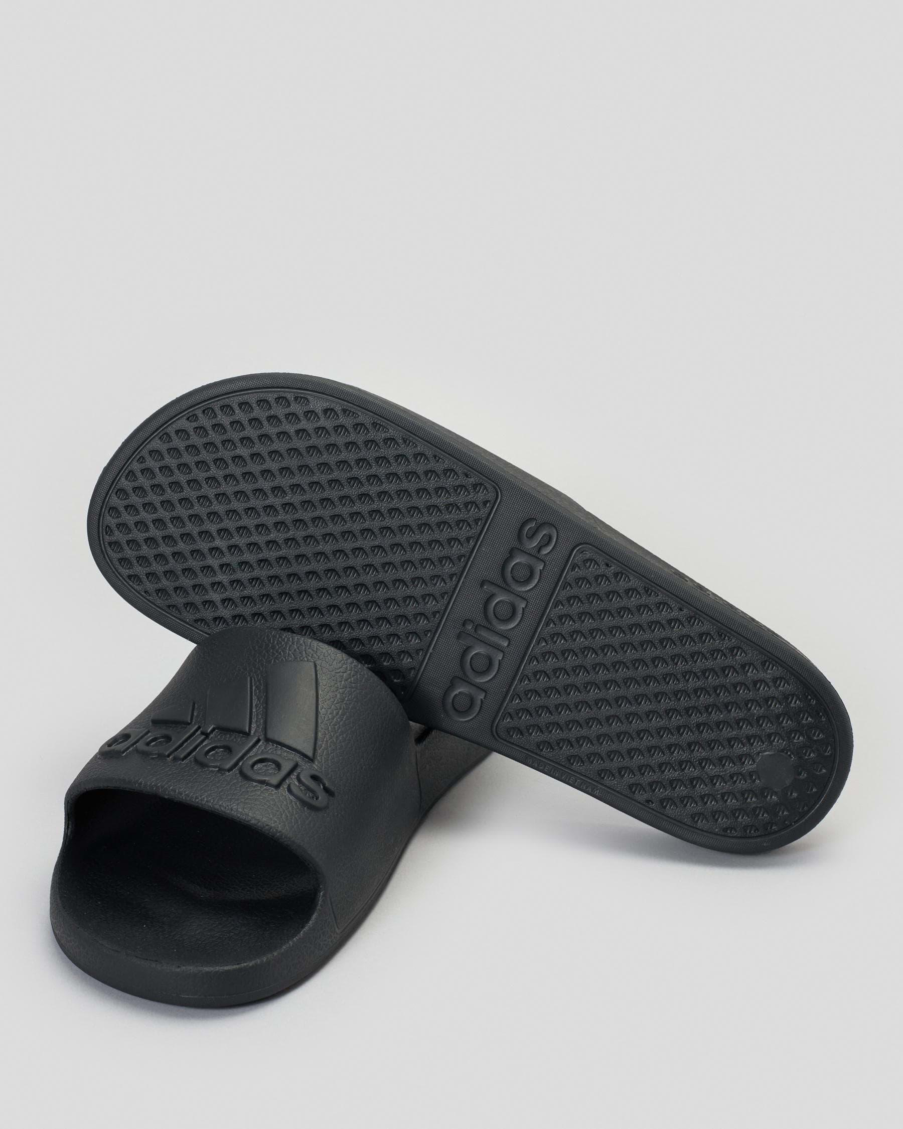 Adilette Aqua Slides
