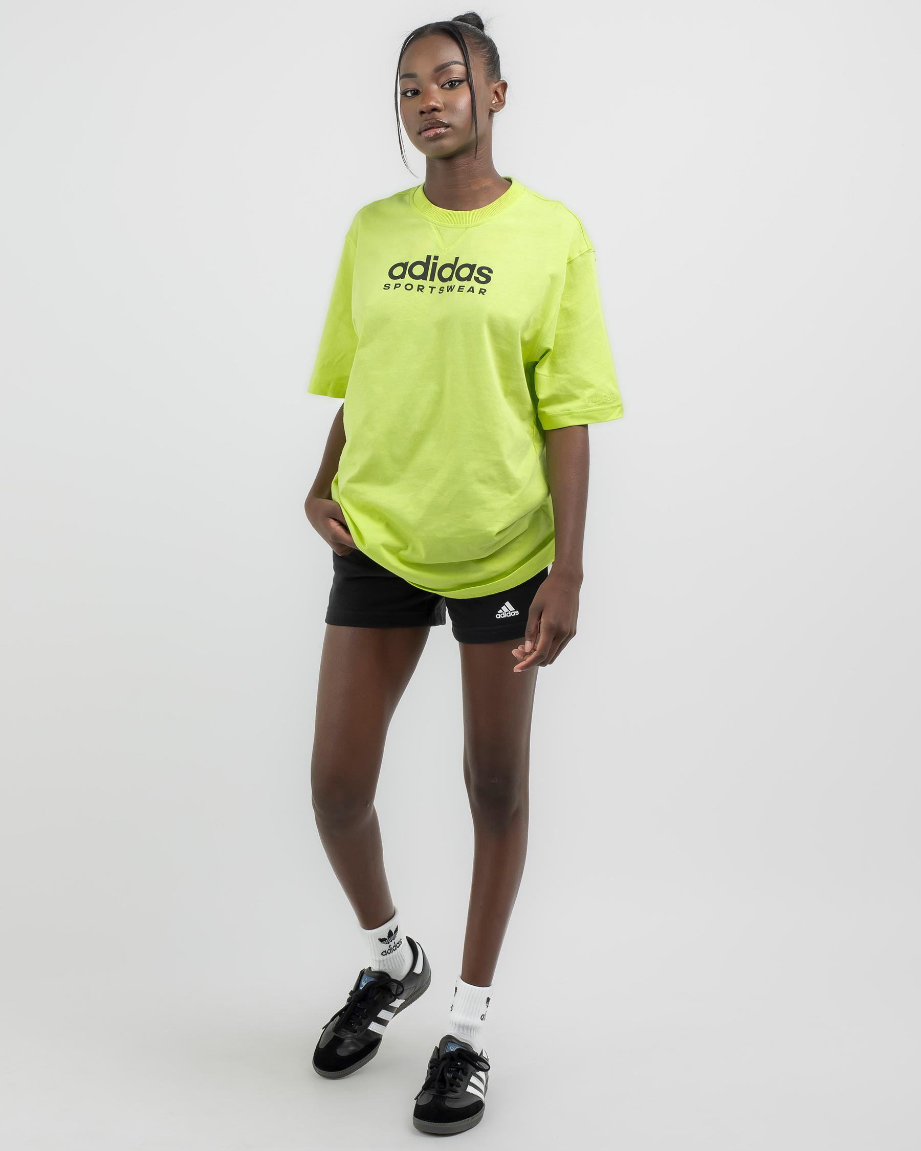 All Season Graphic T-shirt